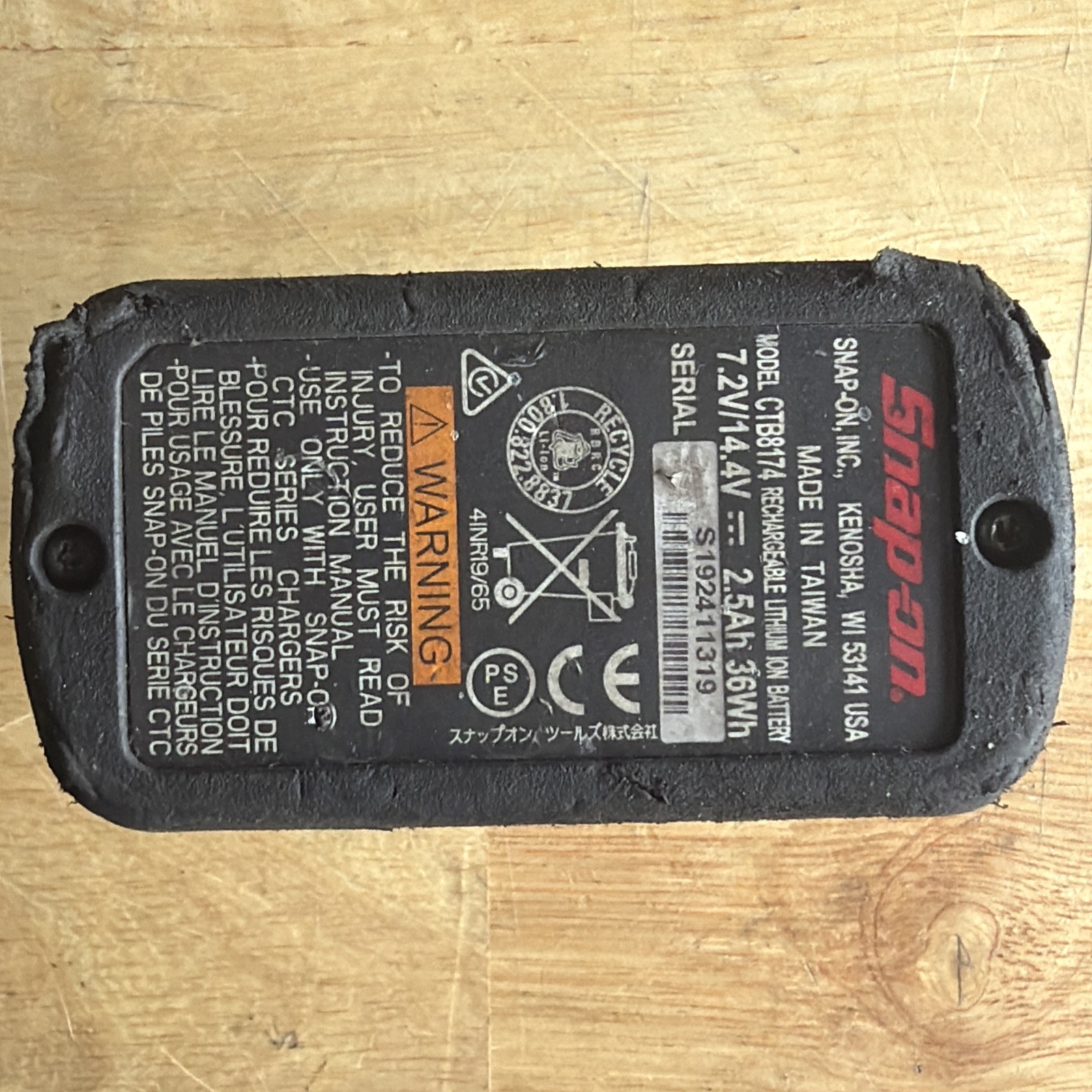 Snap On Tools Cordless Long Neck Ratchet 1/4" Drive Green W/ 1 Battery CTR717G