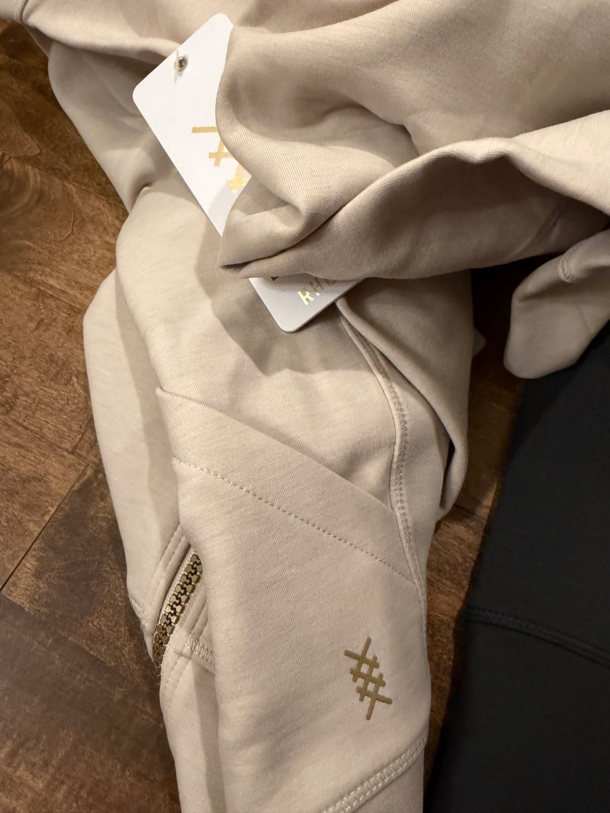 Rhone DreamGlow Full Zip Hoodie Casual Comfort Athleisure Sand Black - NEW NWT!