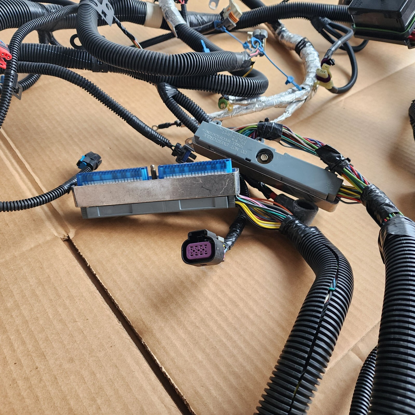 Workhorse Custom Chassis GM V8 PCM ECU engine wiring harness assembly W0005550