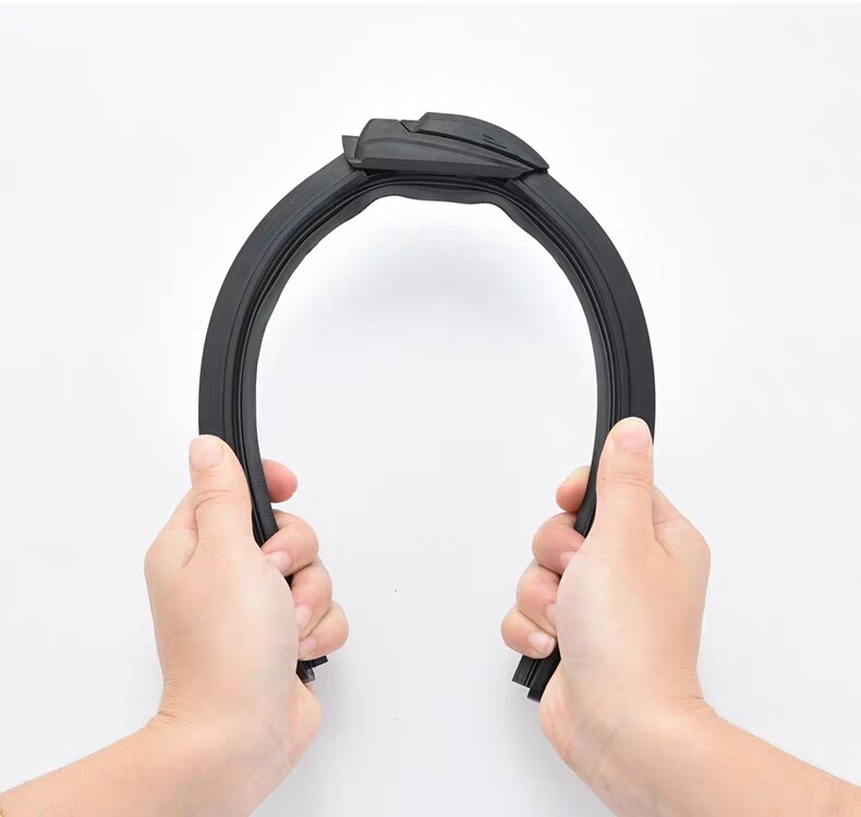 18"/18" Windshield Wiper Blades Premium Rubber J-Hook Window Left & Right Wipers