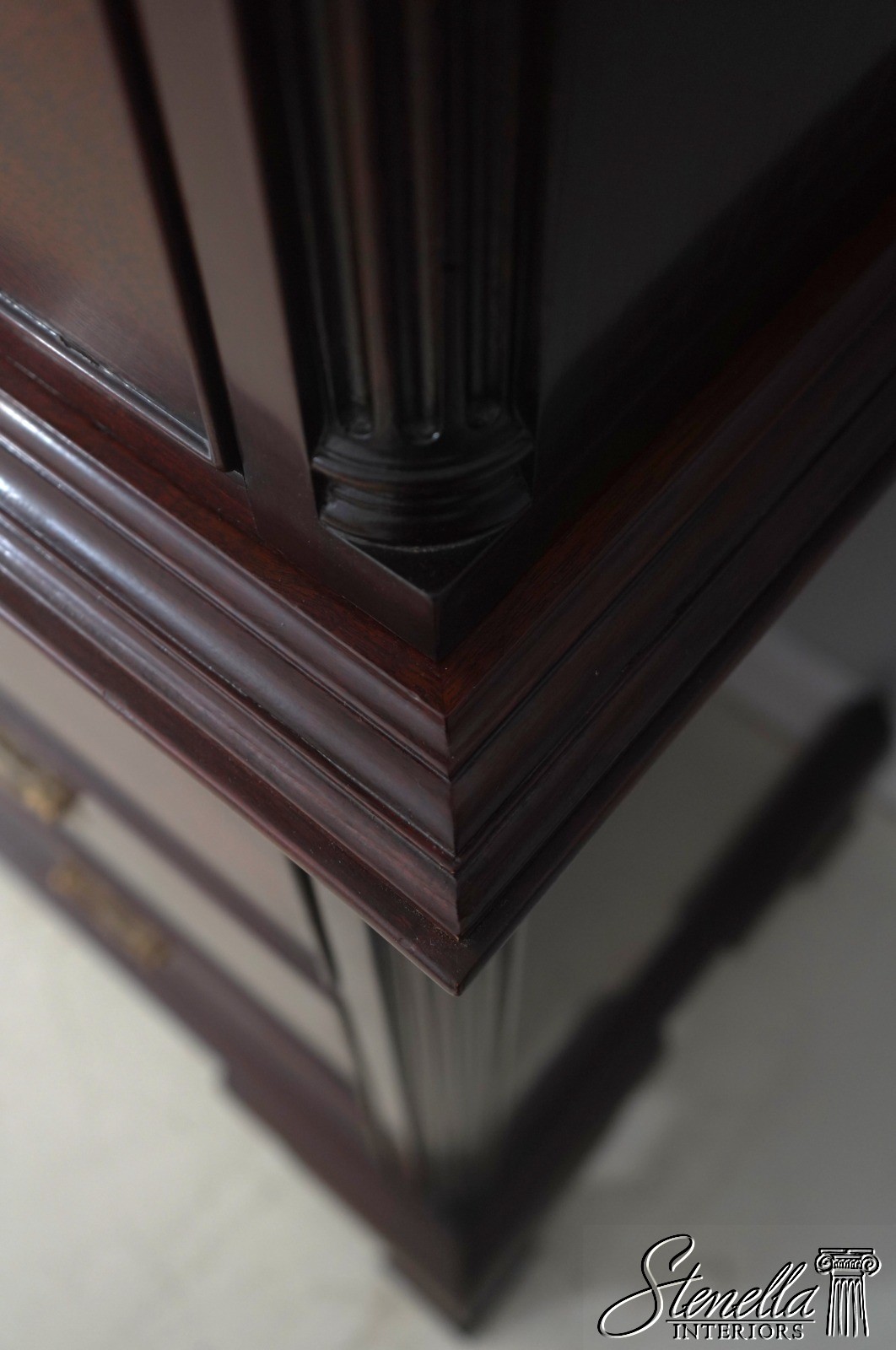 70119: KINDEL National Trust Mahogany Chest On Chest