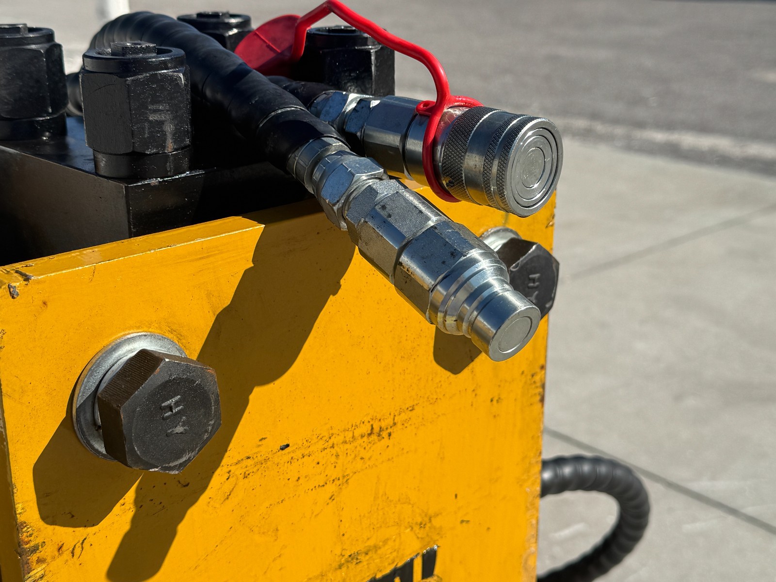 AGT Hydraulic Post Driver Fence Hammer Pounder Skid Steer Universal Attchment