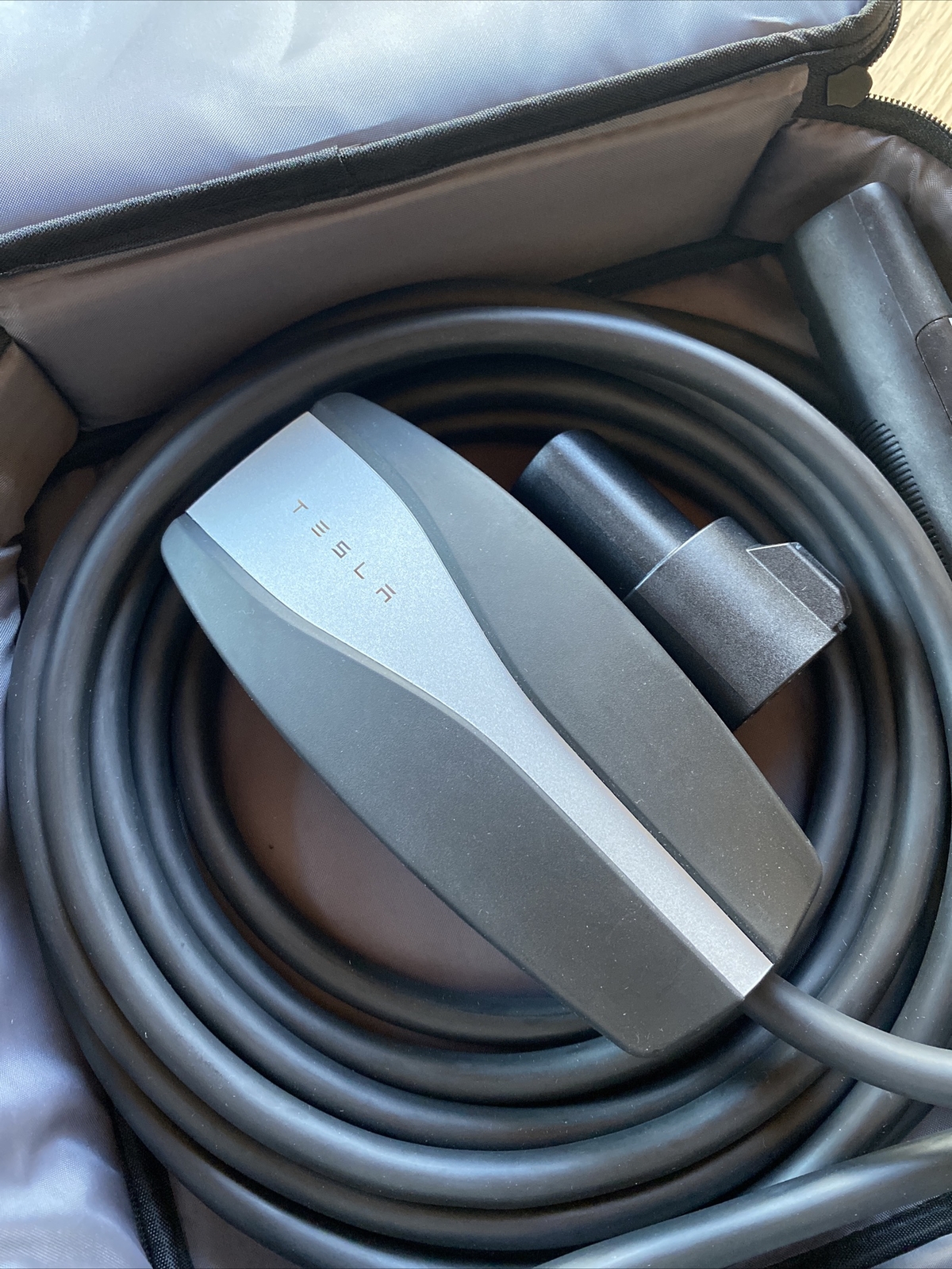 Tesla charger 2017 - 2024 Model 3 Y long range performance standard charge cable