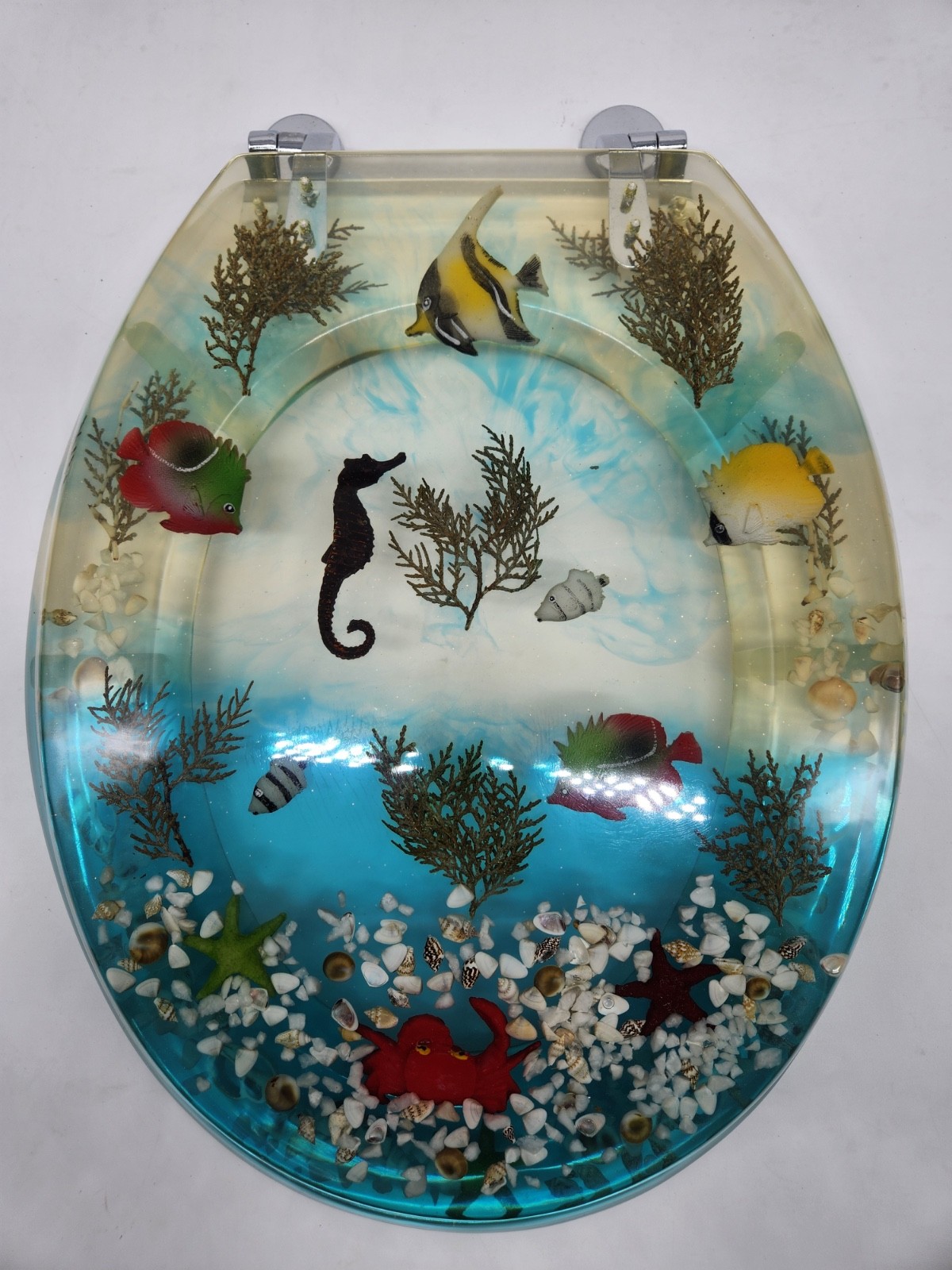 Polyresin toilet seat