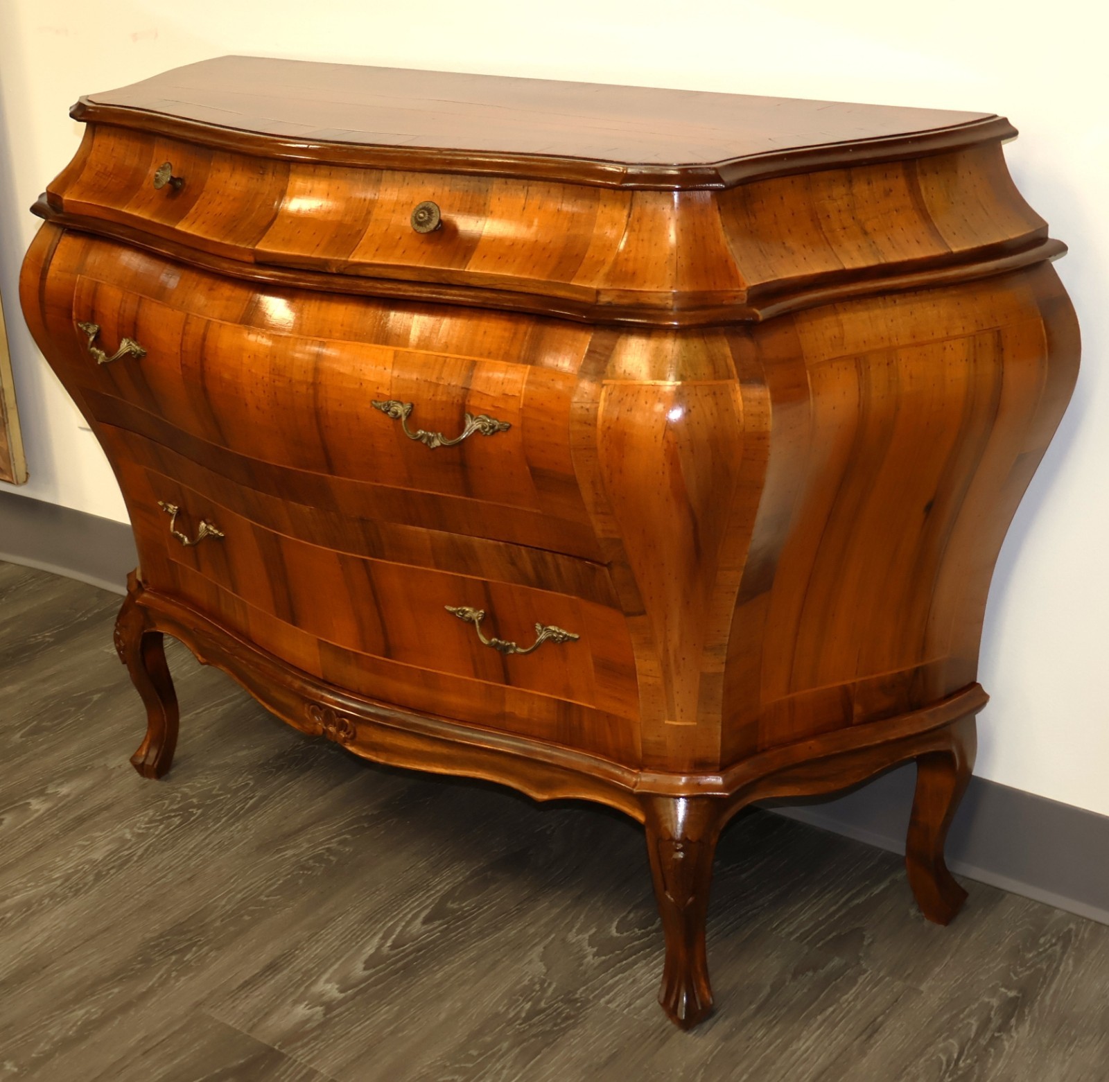 Italian Louis XV Bombe Serpentine Commode Chest Walnut Olivewood Veneer, Italy