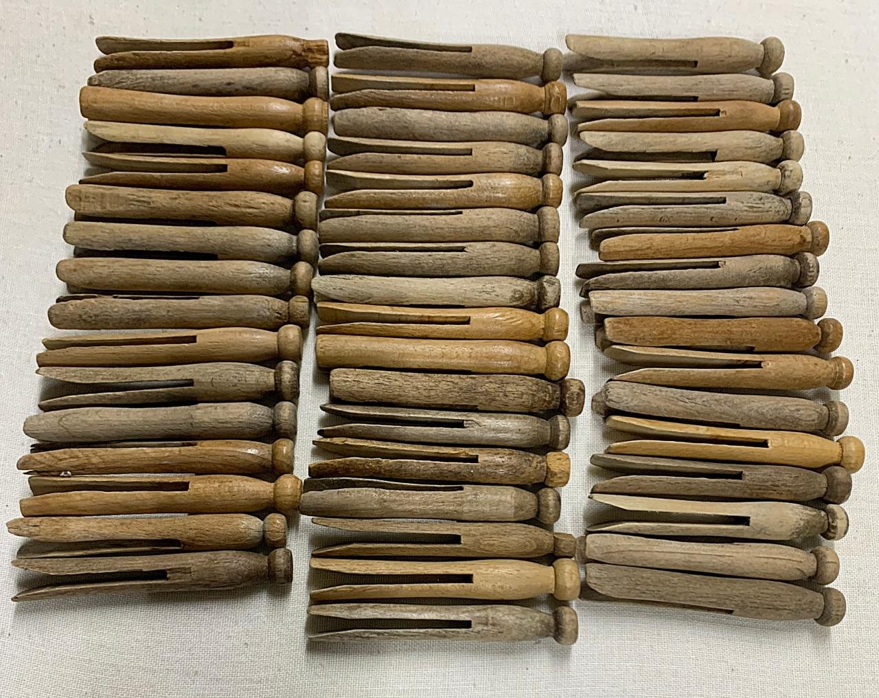 VTG LOT WOODEN WEATHERED ROUND HEAD CLOTHESPINS PRIMITIVE LAUNDRY CRAFT 3-3/4"