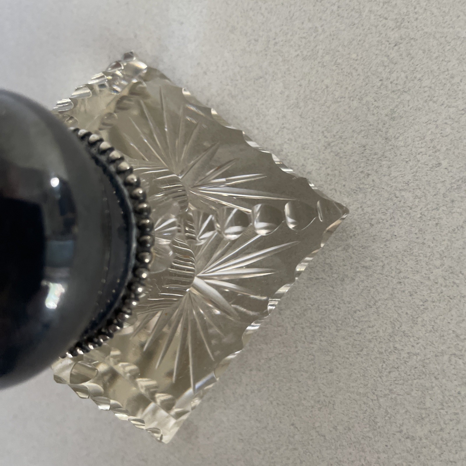 ANTIQUE RARE STAR CUBED CUTBASE SILVER VICTORIAN LADY TOP HINGED SILVER INKWELL