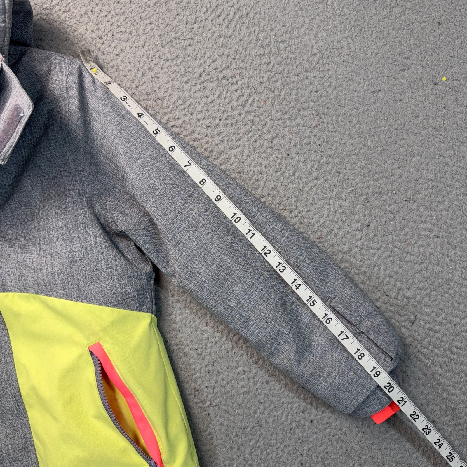 ONeill Jacket Girls 8 Gray Yellow Colorblock Snowboard Ski Hooded Insulated