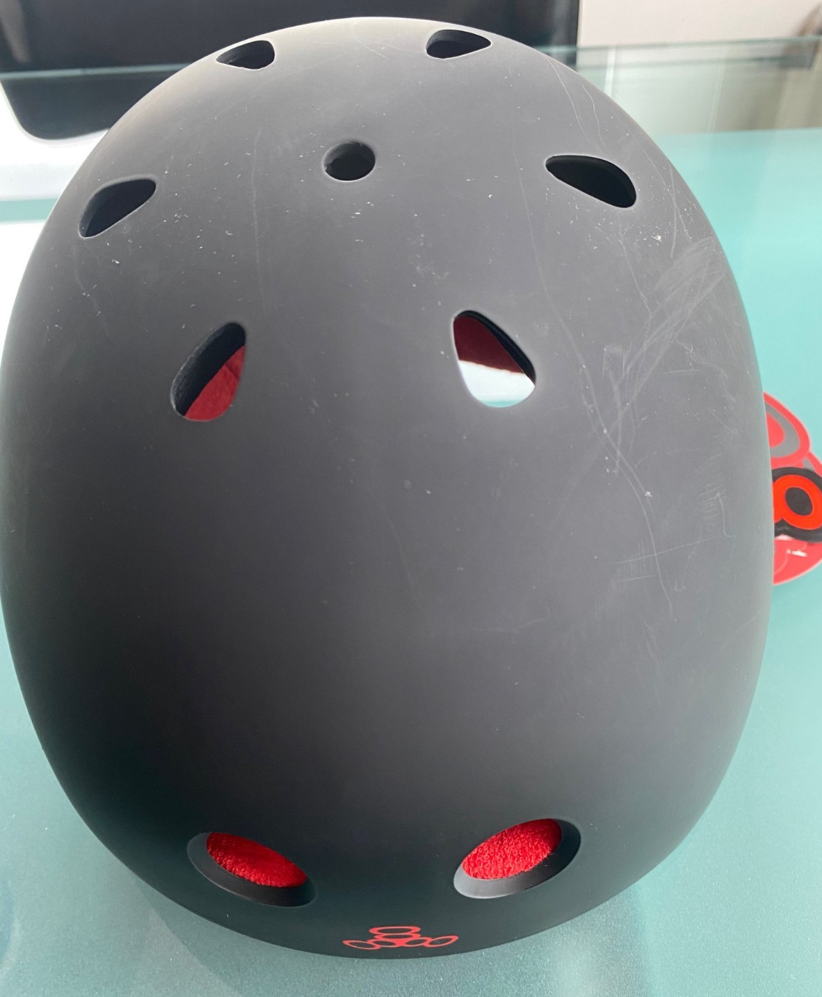 New Triple Eight, Sweatsaver Liner, Skateboarding Helmet, Black Matte/Red, Large