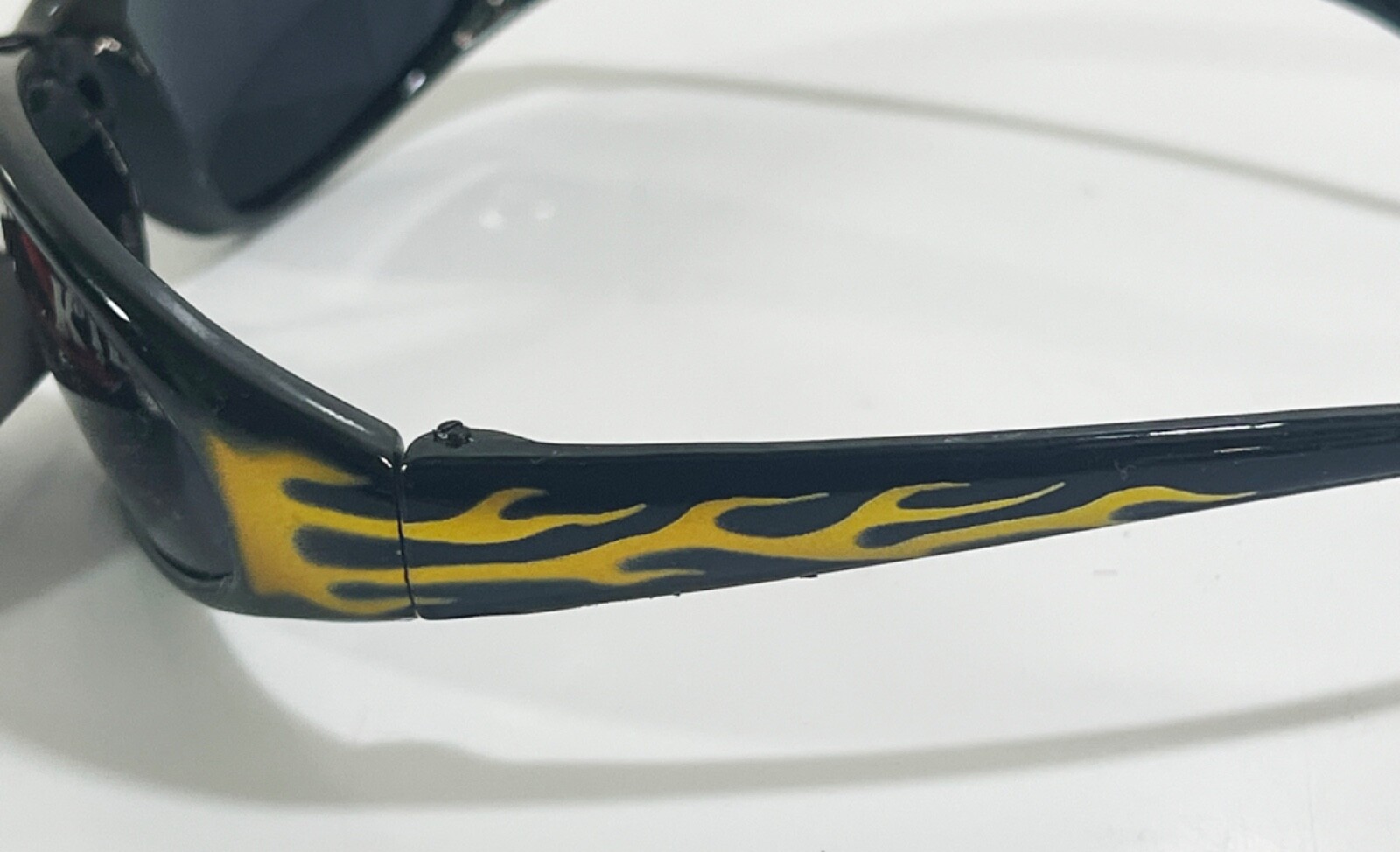 KIDS Design Flames Boys Sunglasses Black Gold