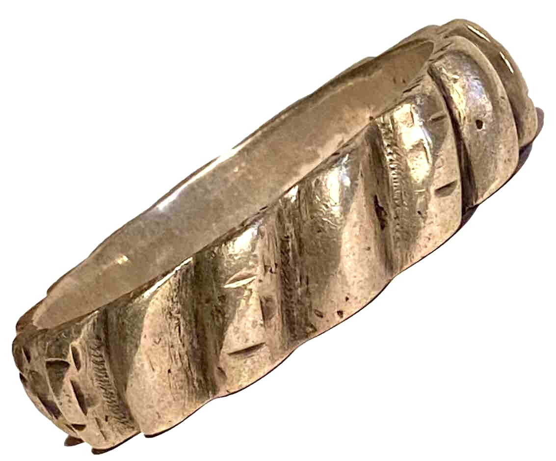 Vintage Ethnic Tribal Artisan Bangle Bracelet, Silver Tone