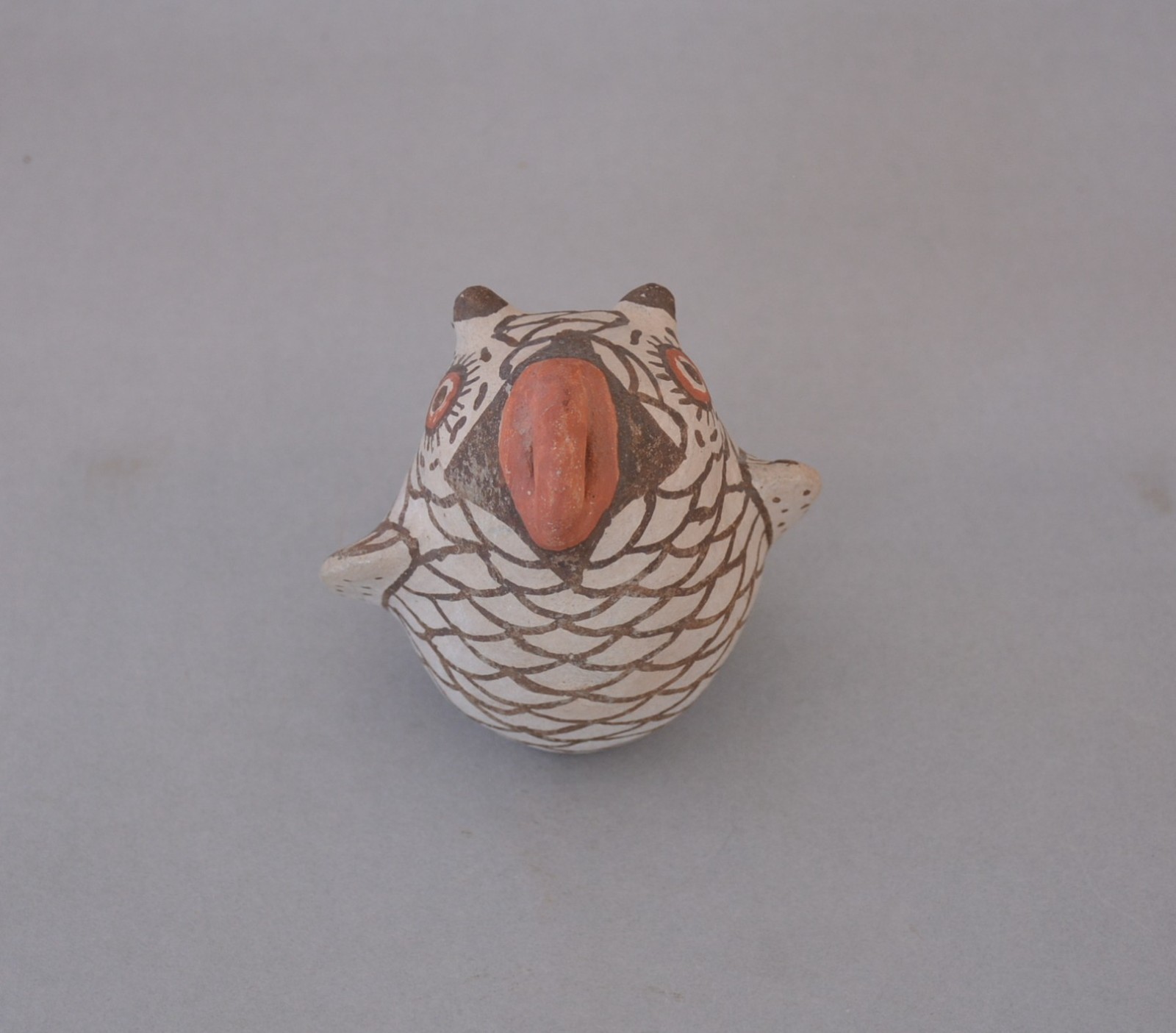 Rare Vintage Zuni Owl Pot - 3 3/4" Tall x 3 1/2" Across