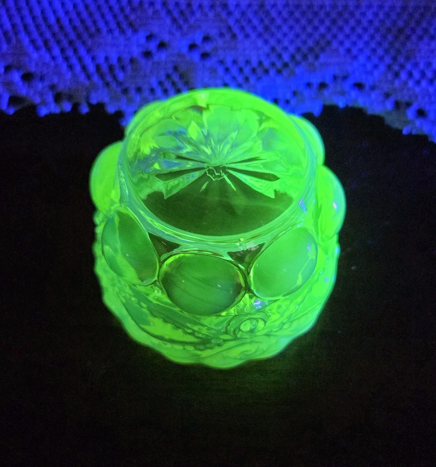 Mosser Opalescent Vaseline Yellow Eye Winker Salt Cellar~Rare Find~GLOWS~