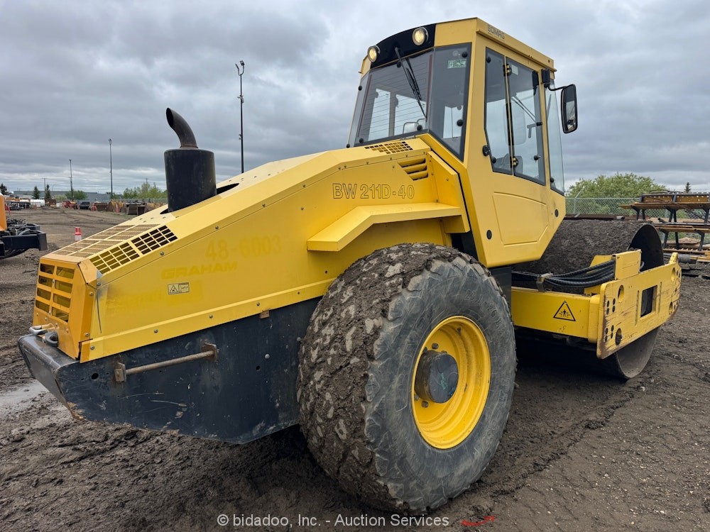 2012 Bomag BW211D-40 84" Smooth Single Drum Roller Vibratory Compactor bidadoo