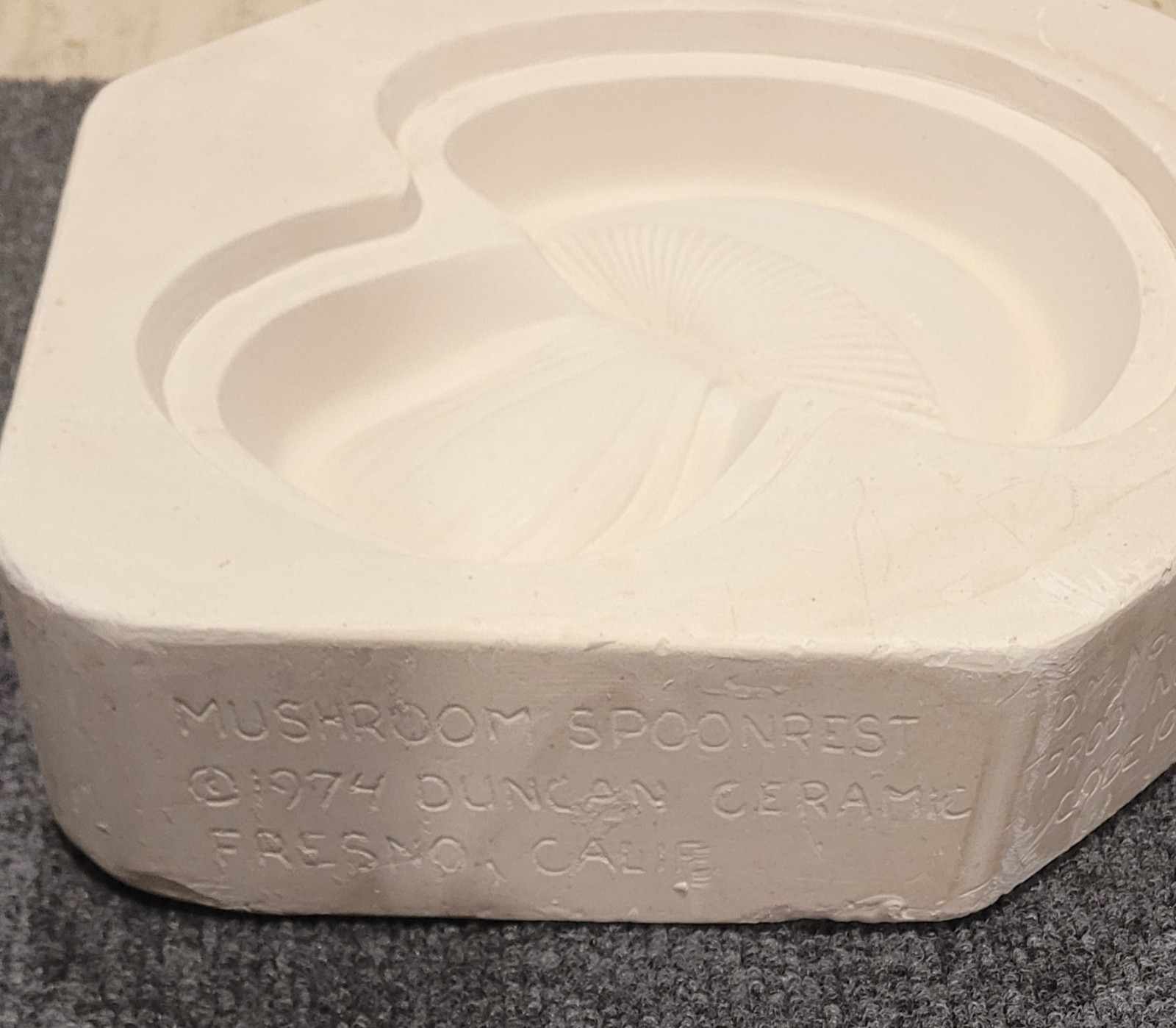 Duncan Ceramic Slip Casting Mold *Mushroom Spoon Rest* DM 483