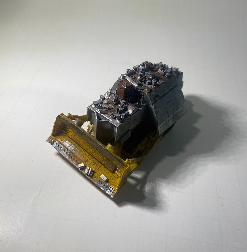 Komatsu D355A bulldozer Killdozer hotwheels scale