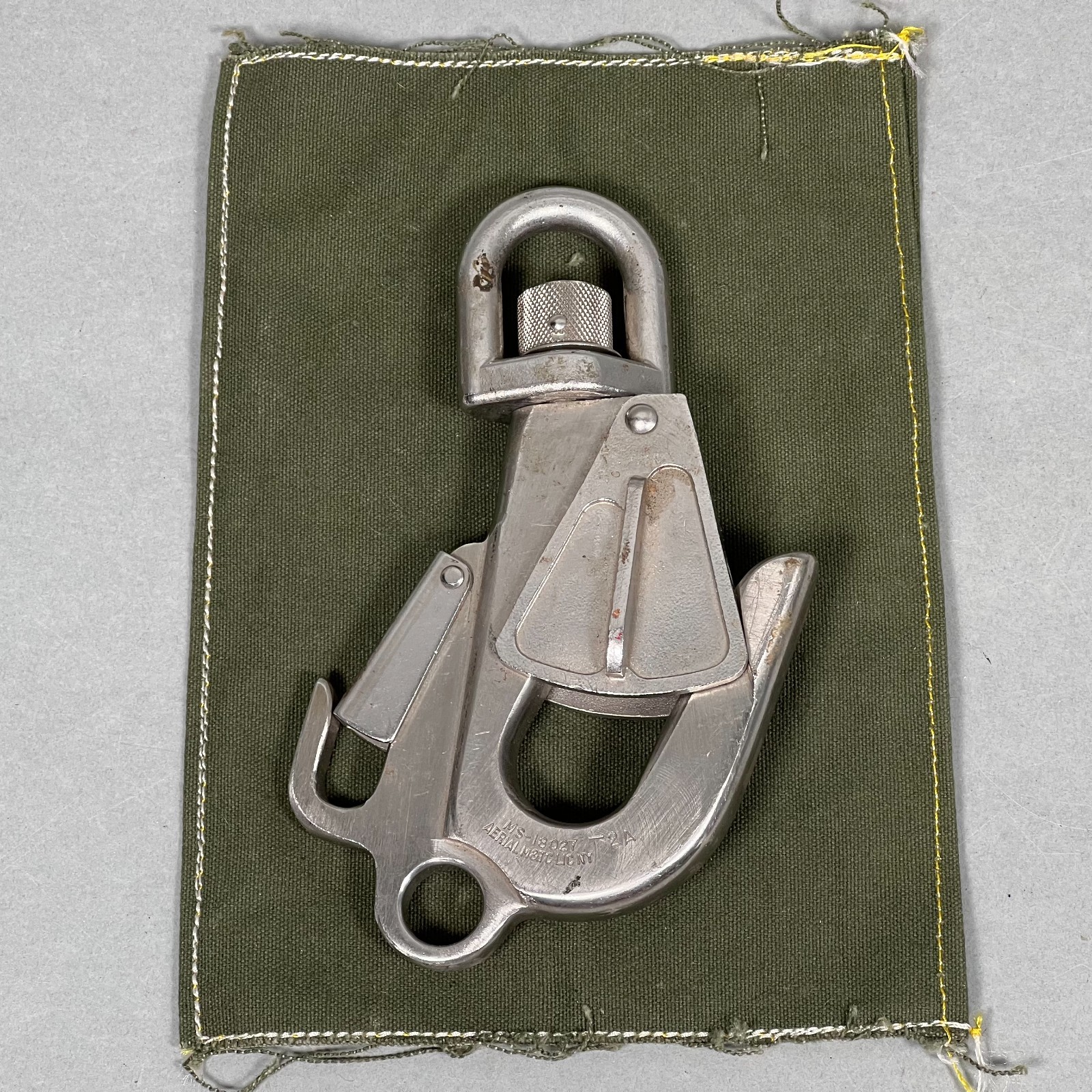 Vietnam War HELICOPTER "PELICAN" RESCUE HOOK (MS 18027-2A) Aerial M&TC AMTC NICE