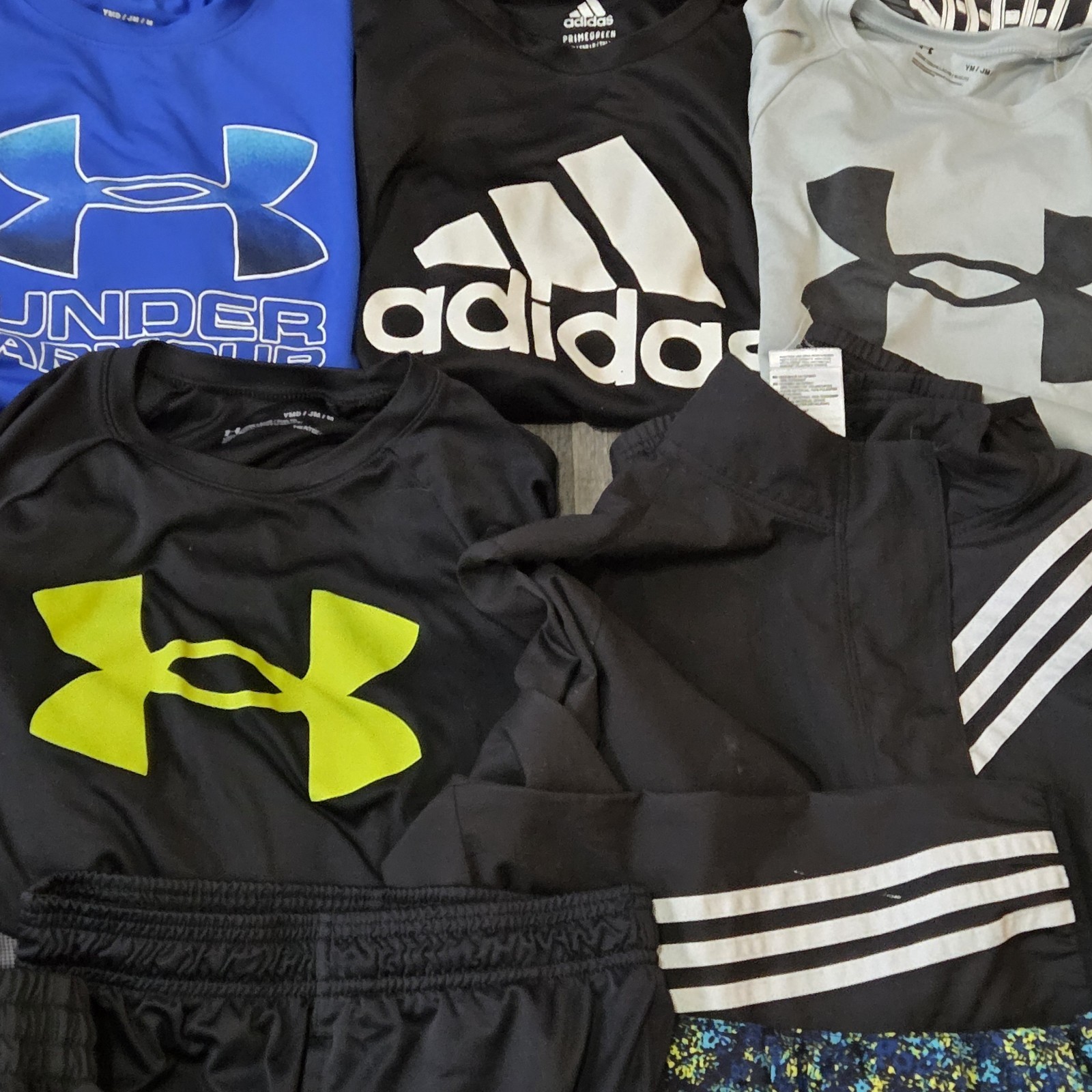 Nike Under Armour Adidas Boys Medium Clothing Lot 25 Pieces