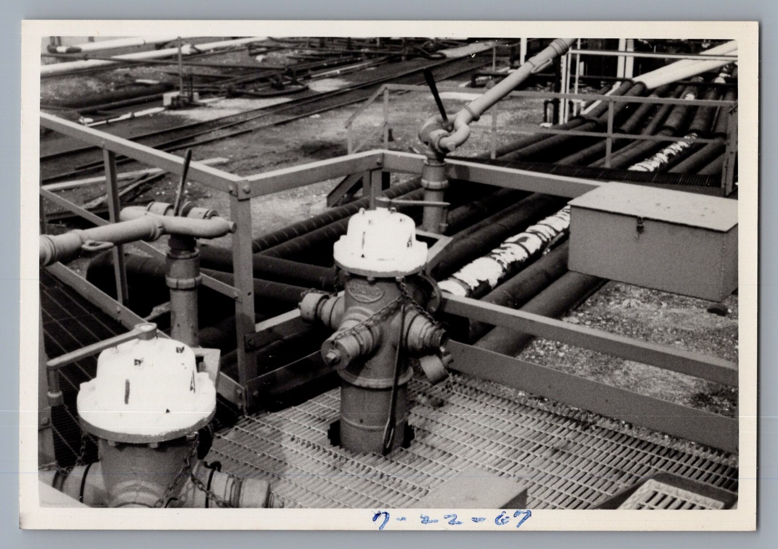 1967 Gulf Oil & Gas Vintage 4.25 x 3 Photo Pipeline Hog Island Pennsylvania 9480