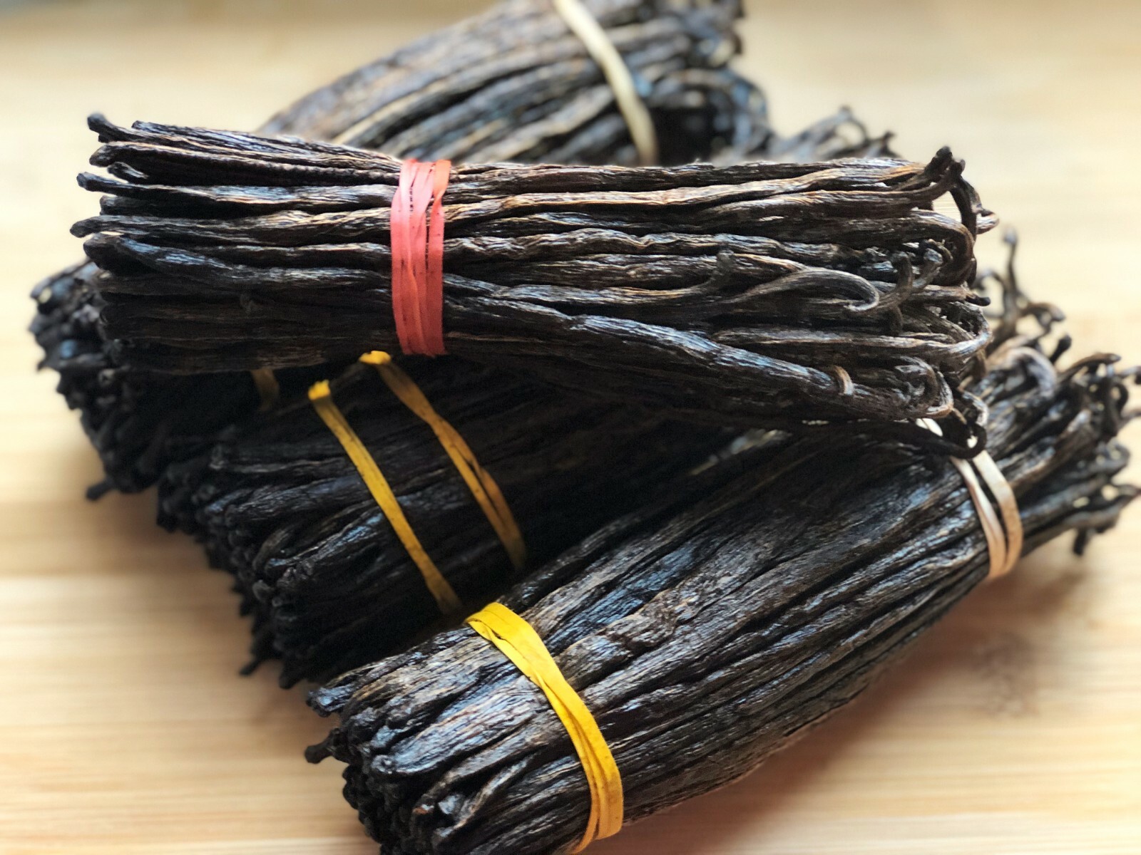 Madagascar Bourbon Vanilla Beans Grade B - Great for Extraction & Baking