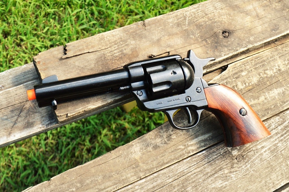 Non-Firing Denix Replica M1873 Colt Revolver - Gunslinger - Single Action Army