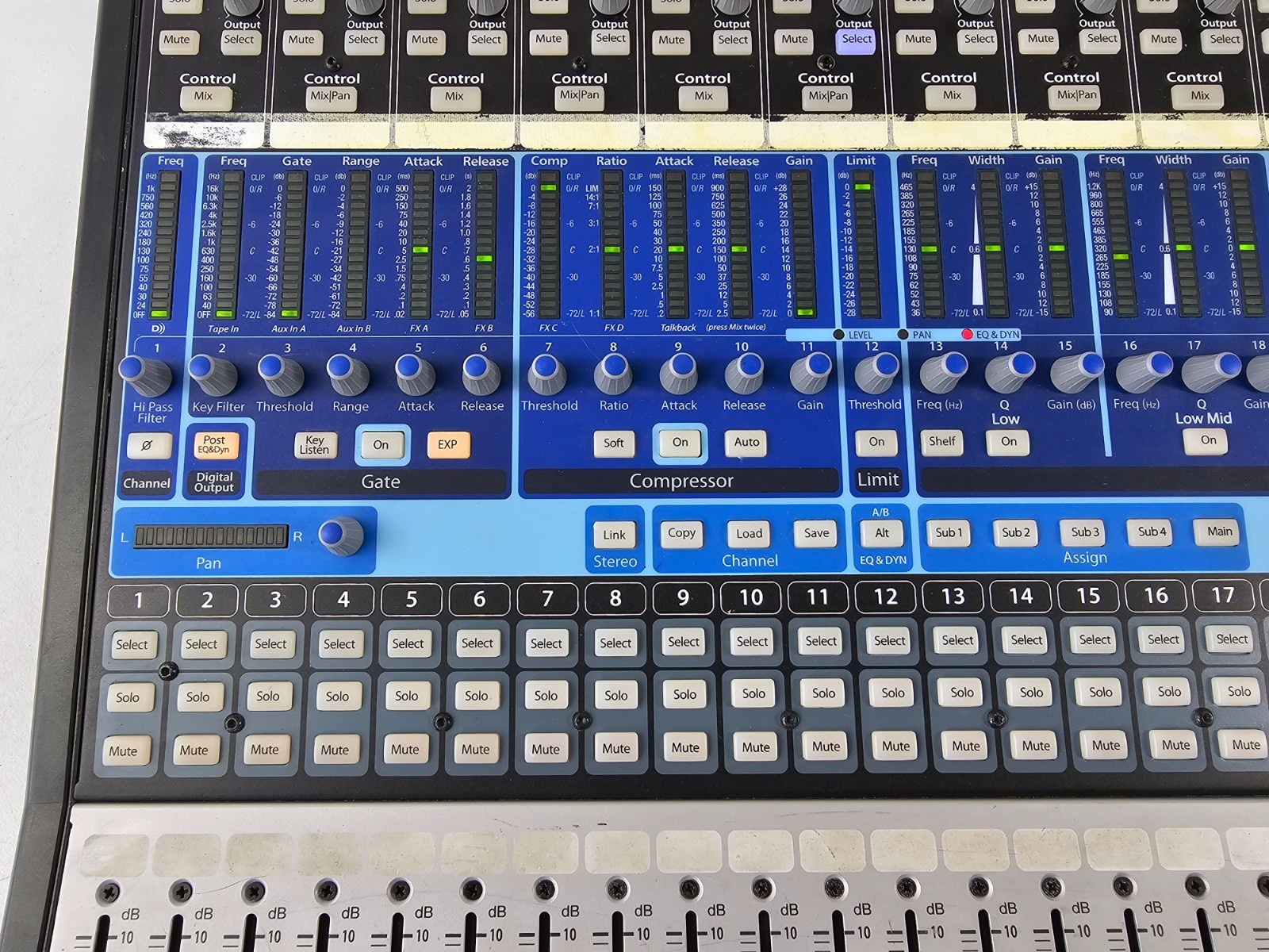 PreSonus StudioLive 24.4.2 24-Channel Digital Audio Mixer