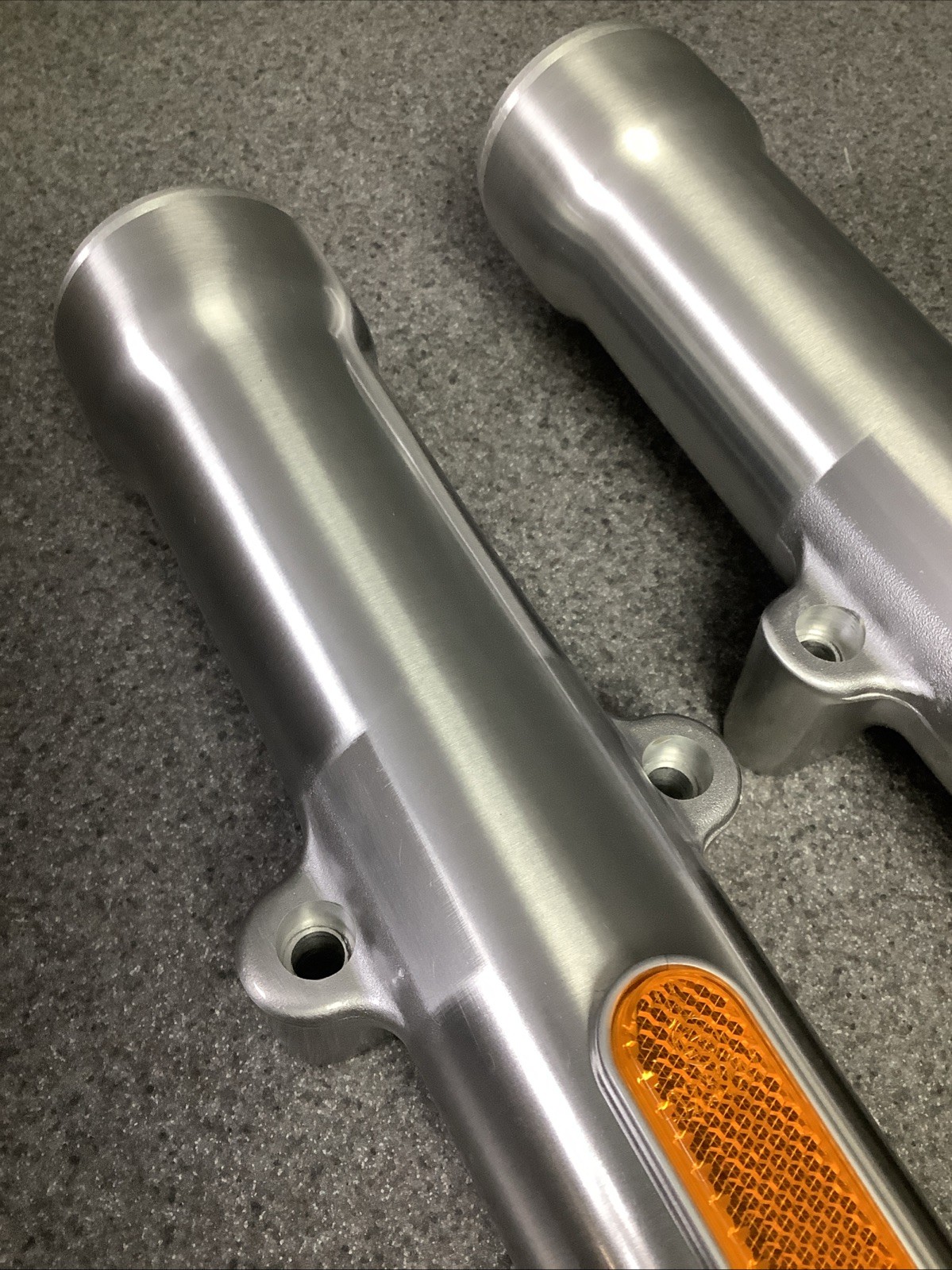 Harley Davidson FXST FXSTB Softail 2007 Right & Left Fork Slider (M57A)