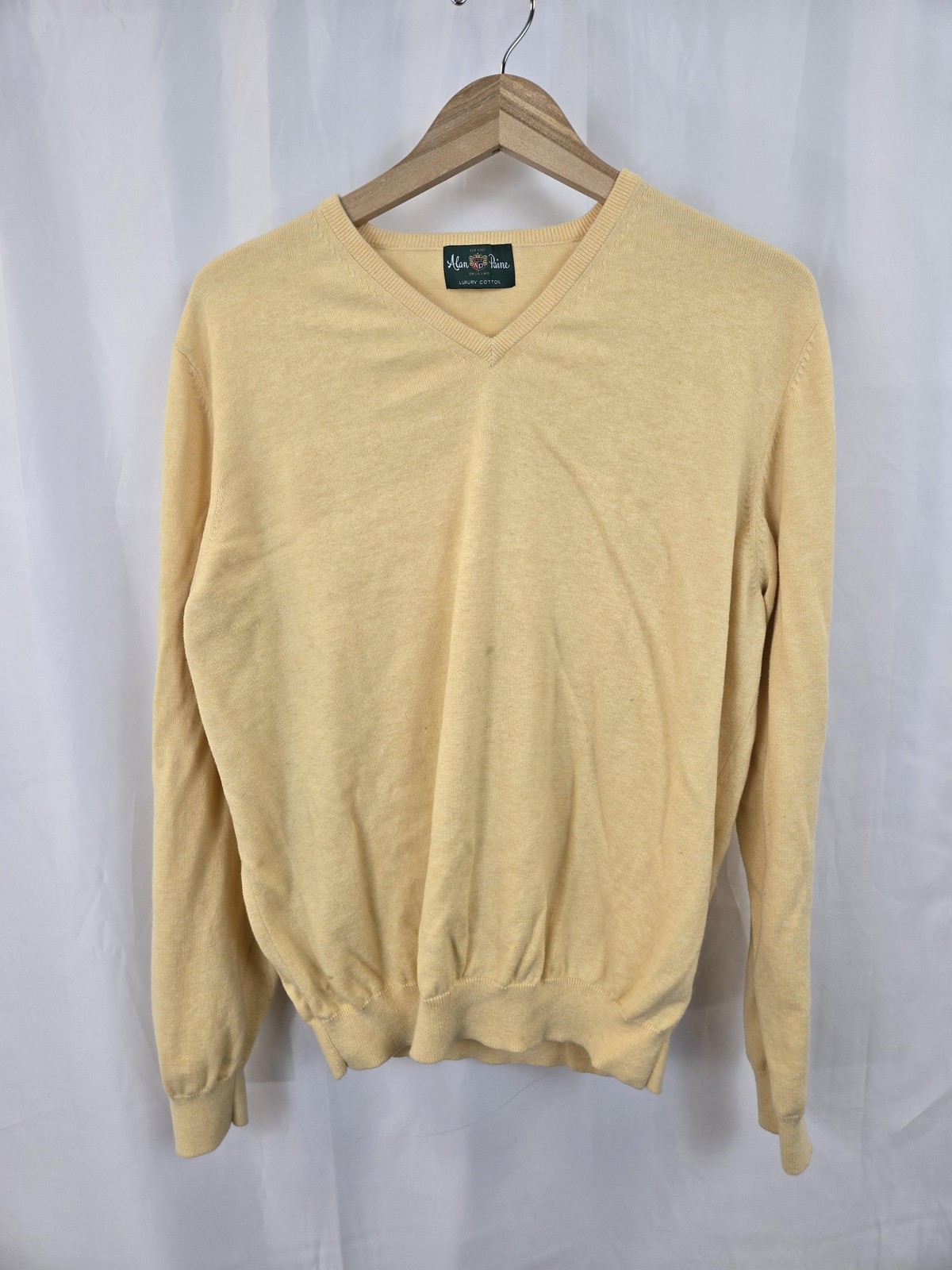 Alan Paine Sweater Mens 48 Yellow V Neck Cotton Cashmere Lightweight Knit