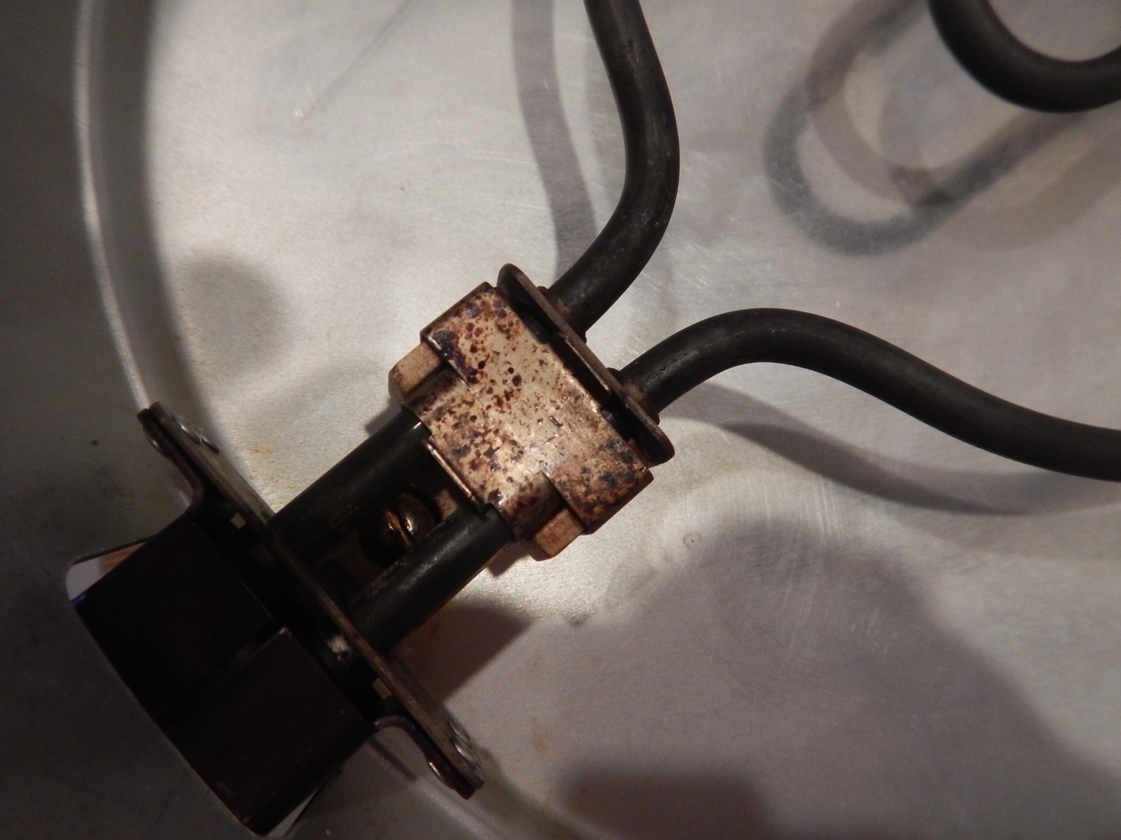 VTG Mirro Portable Electric Broiler 0475-37 Round 9 1/2" Avacado Green