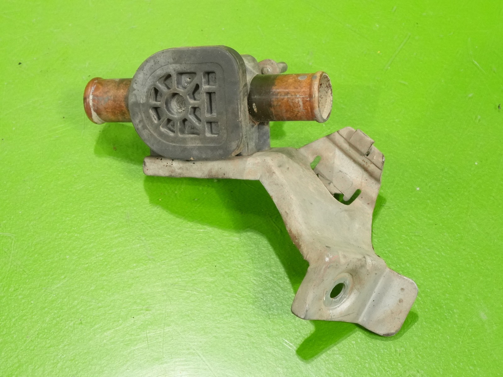 92-95 Civic OEM HVAC heater coolant water flow control valve thermostat Honda