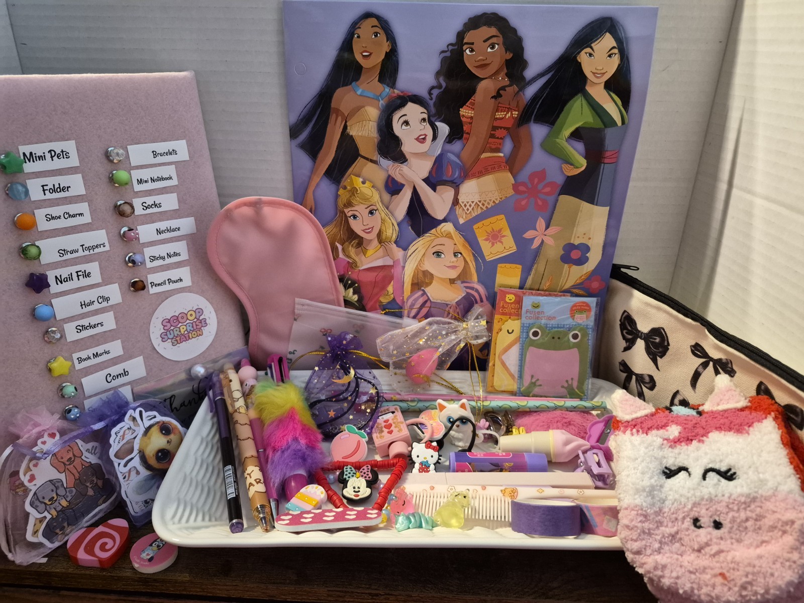 Kids Mystery Scoop + Bonus Toy Surprise/ Fun & Random/ Ages 8-12