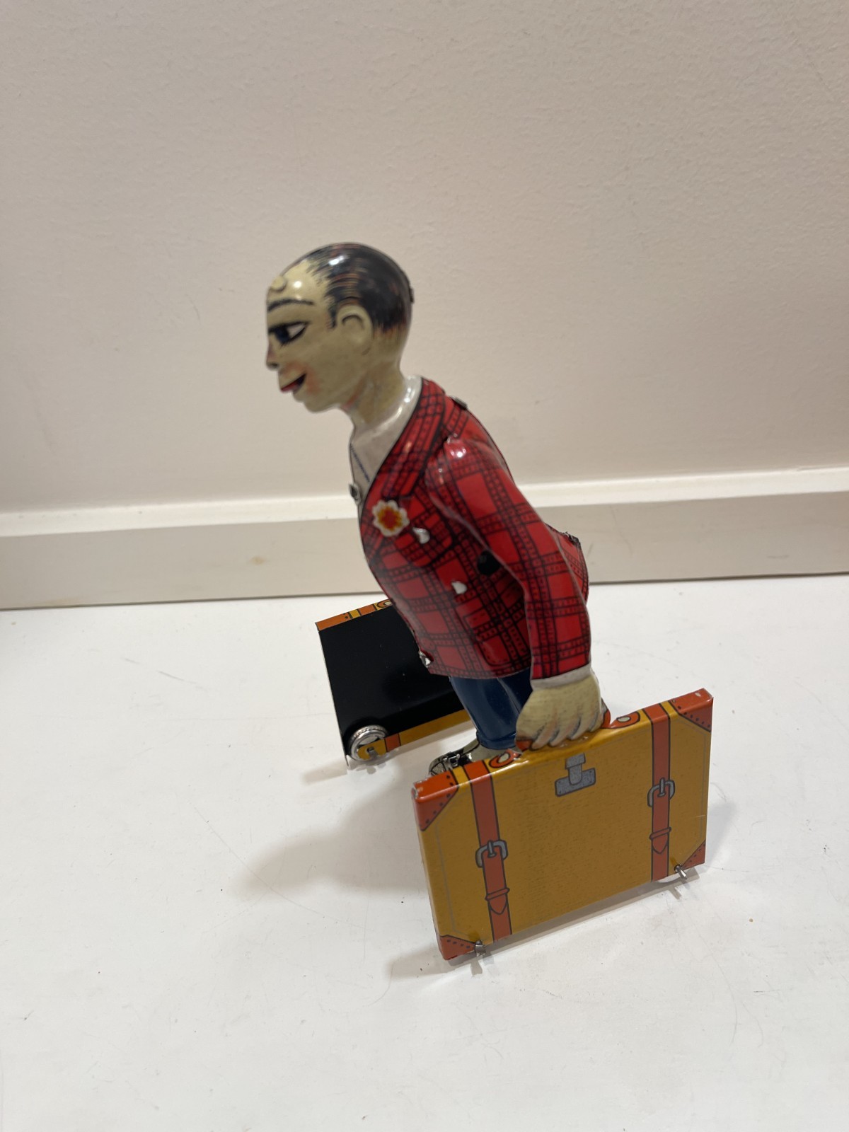 Paya Student 1932 Reproduction Vintage Wind-Up Maletero Jaguete Ref 852 w/Box