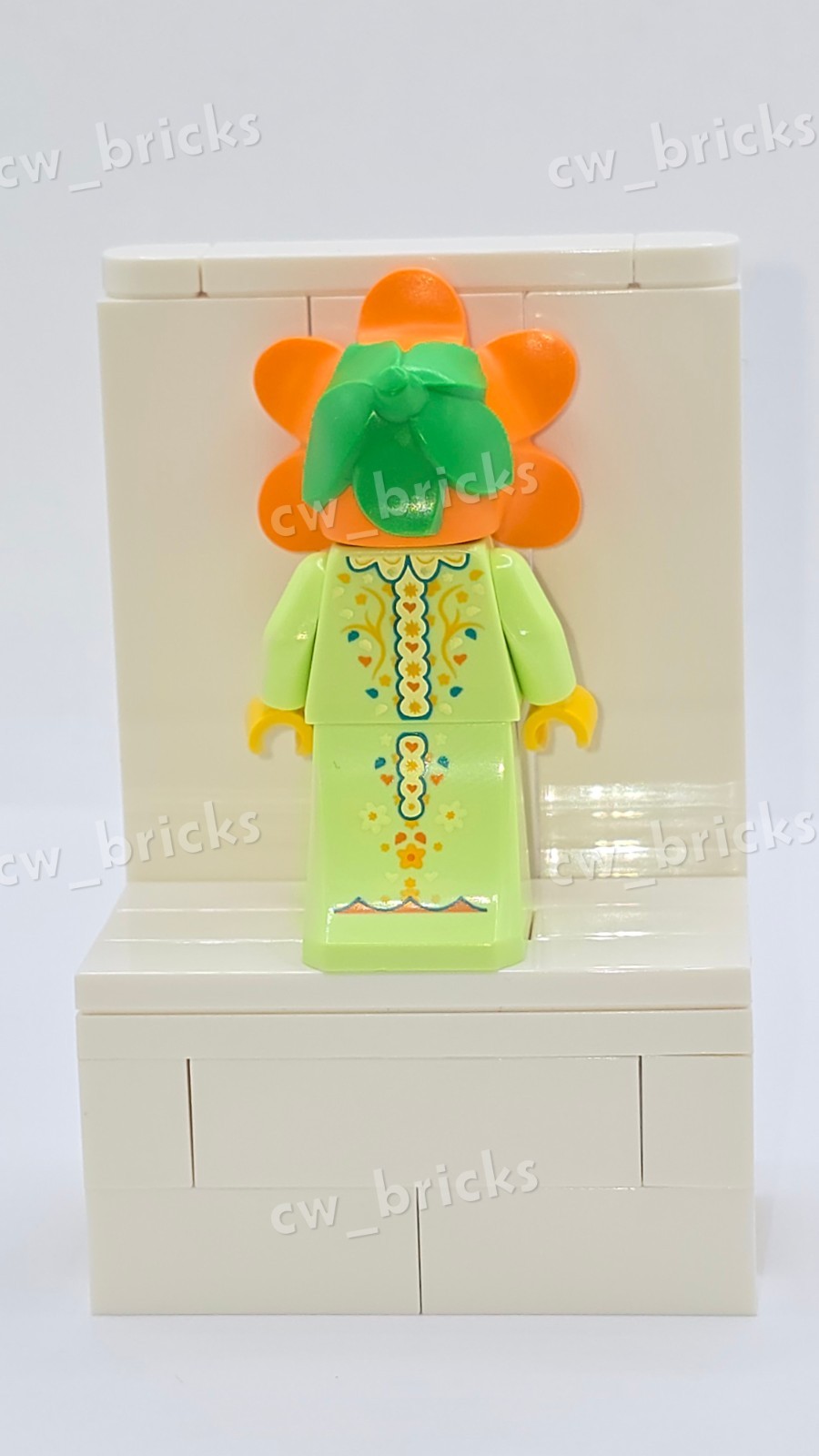 Lego Minifigures BAM Q1 Easter 2026 Build a Minifigure Lot of minifigures