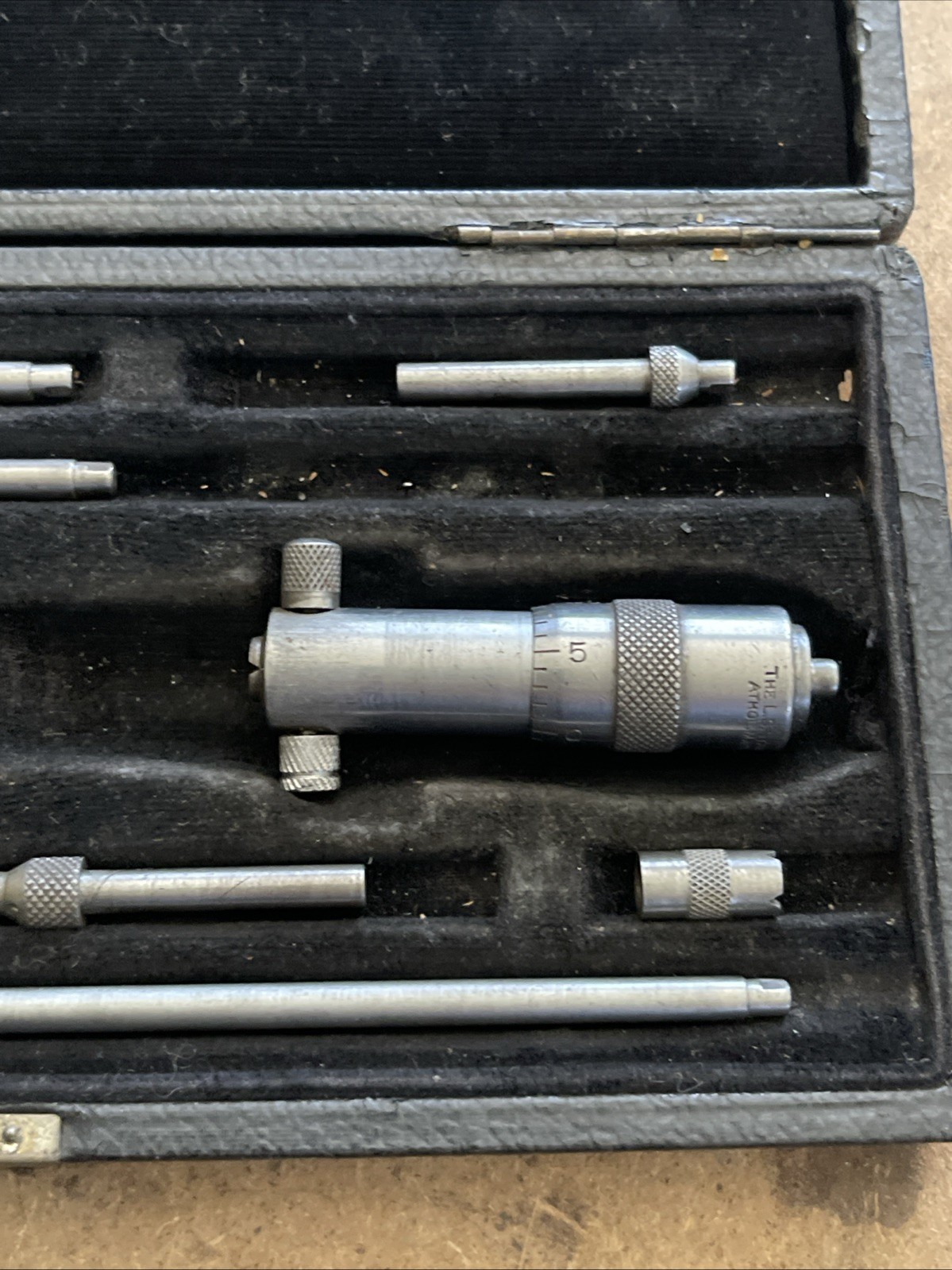 Vintage L. S. Starrett Inside Micrometer Set w/Rods & Case