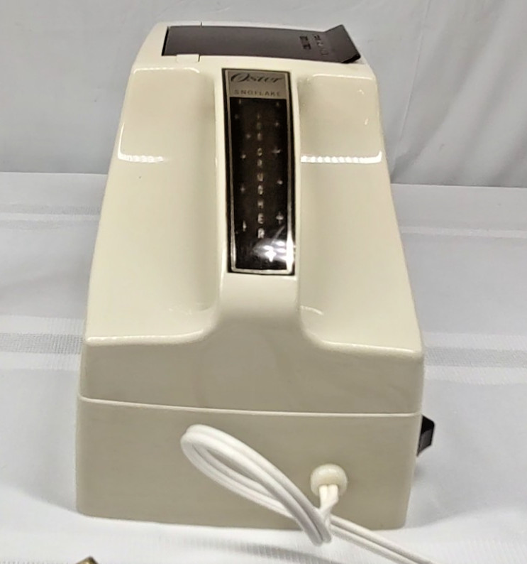 Oster Snowflake Countertop Ice Crusher 564A Coarse Fine Settings Tested Working