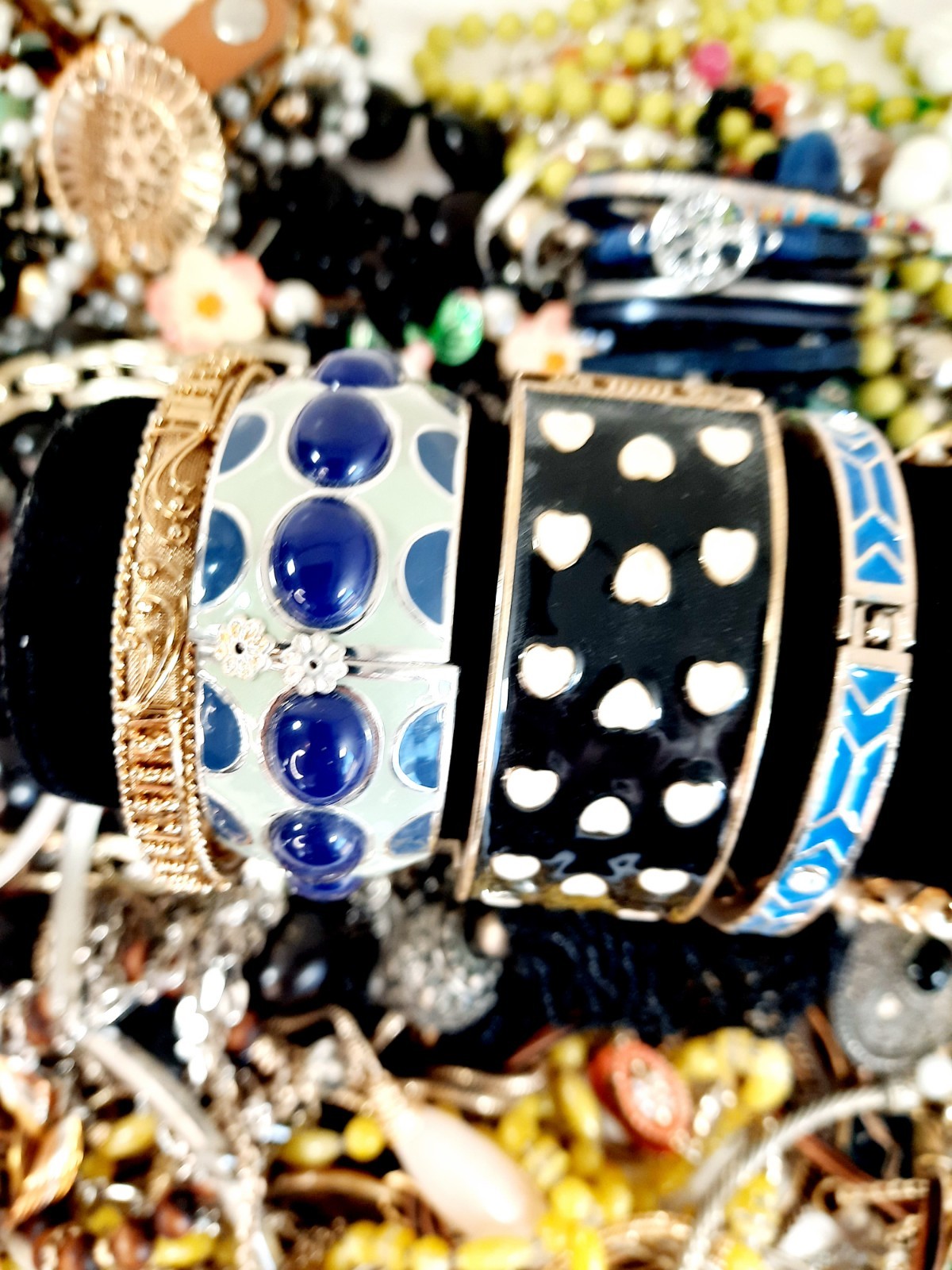 Vtg Modern 1.5Lbs Jewelry Estate Fashion All Wearable Craft Resell