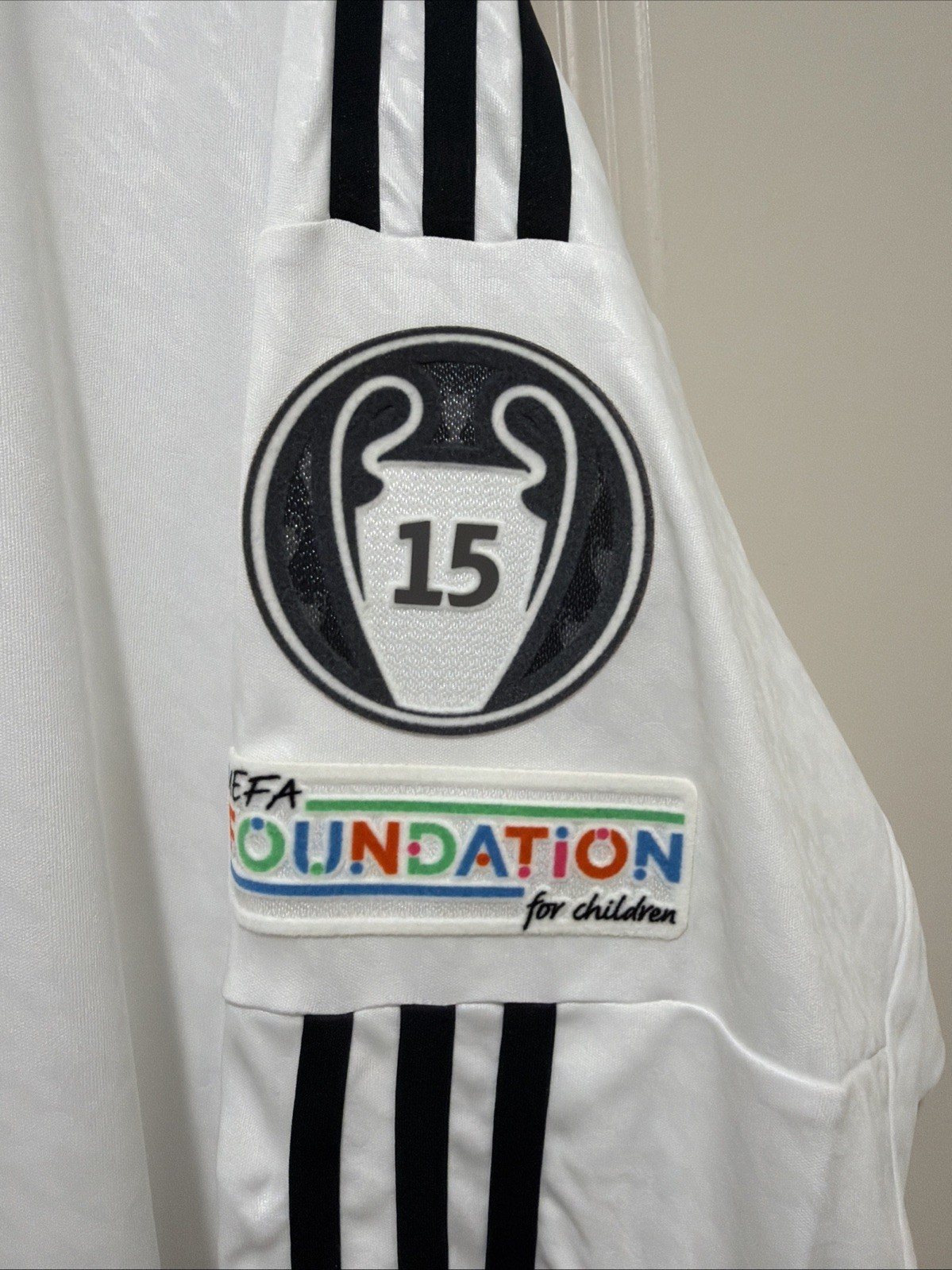 Modric #10 Mens 2XL Adidas Real Madrid UCL Home Fan Jersey