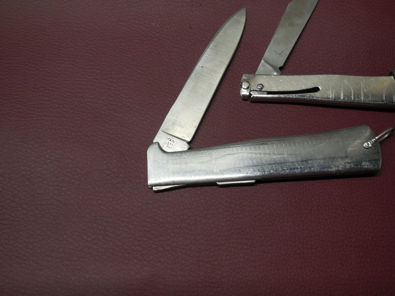 WWII FOLDING KNIFE JAPAN VALOR Germany WWll pressed knife 2 knives RAND KAT