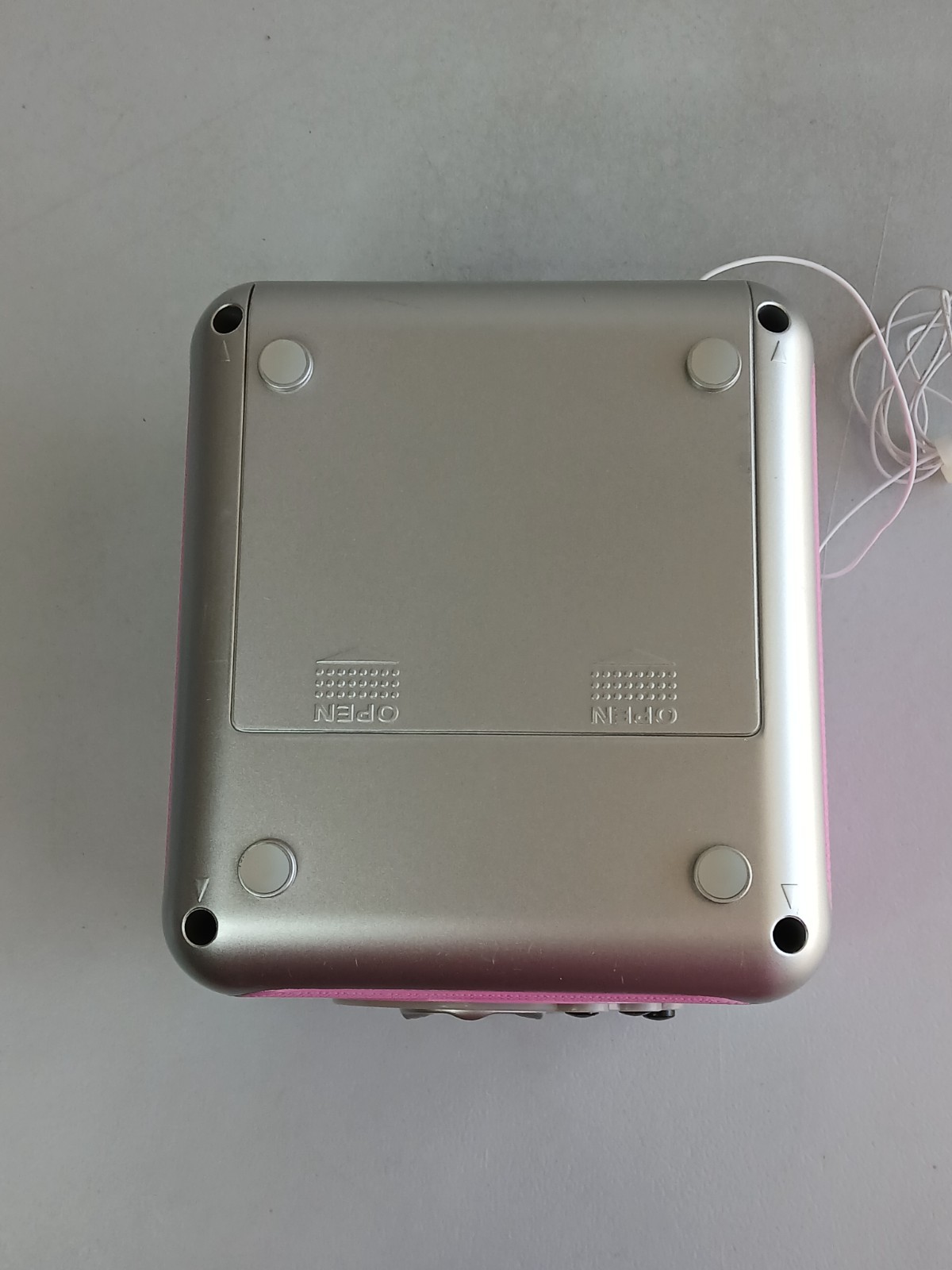 Pink JENSEN Portable FM Stero CD Player with Bluetooth CD-555 Preowned Works