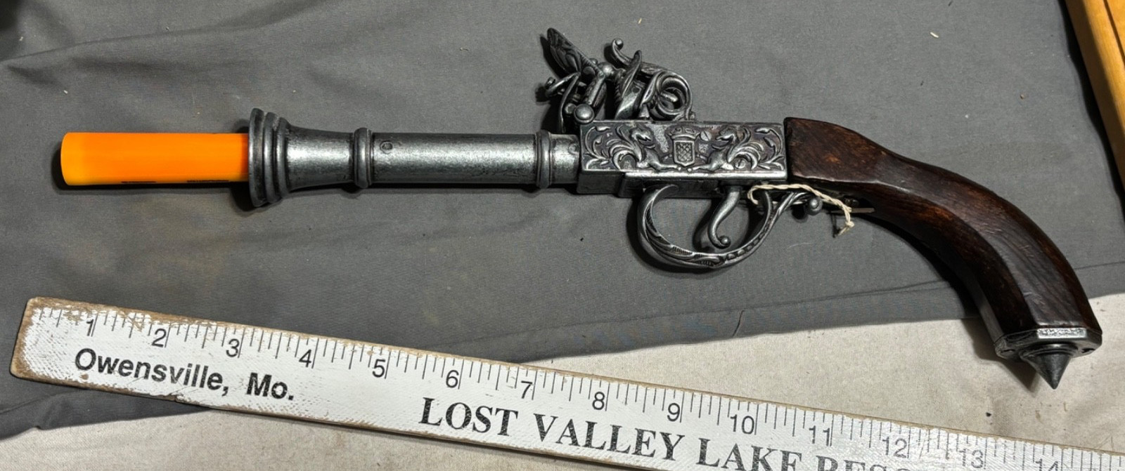 Vtg non firing 1700s 18th Century FLINTLOCK PISTOL Movie Prop COSPLAY PIRATE