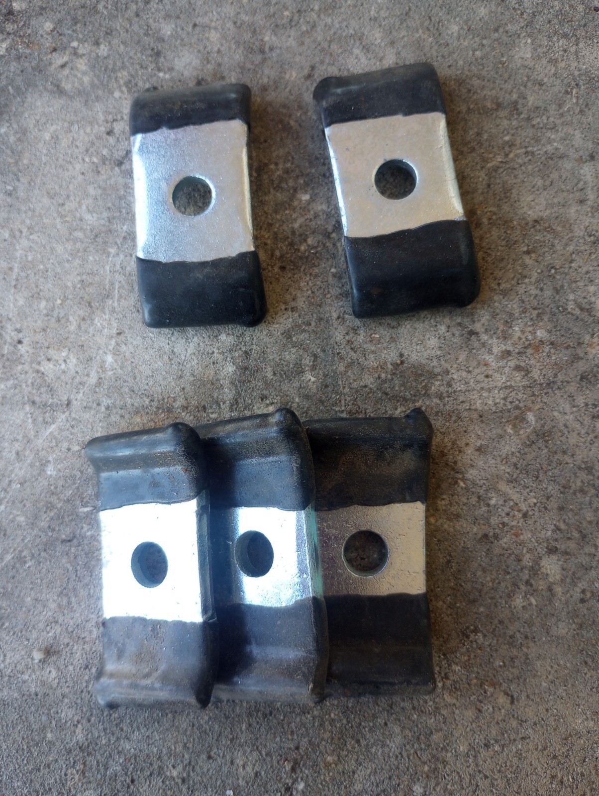 Hydraulic line holders, brackets   good for Case 1845C, 1845B,  70xt, 60xt 40xt