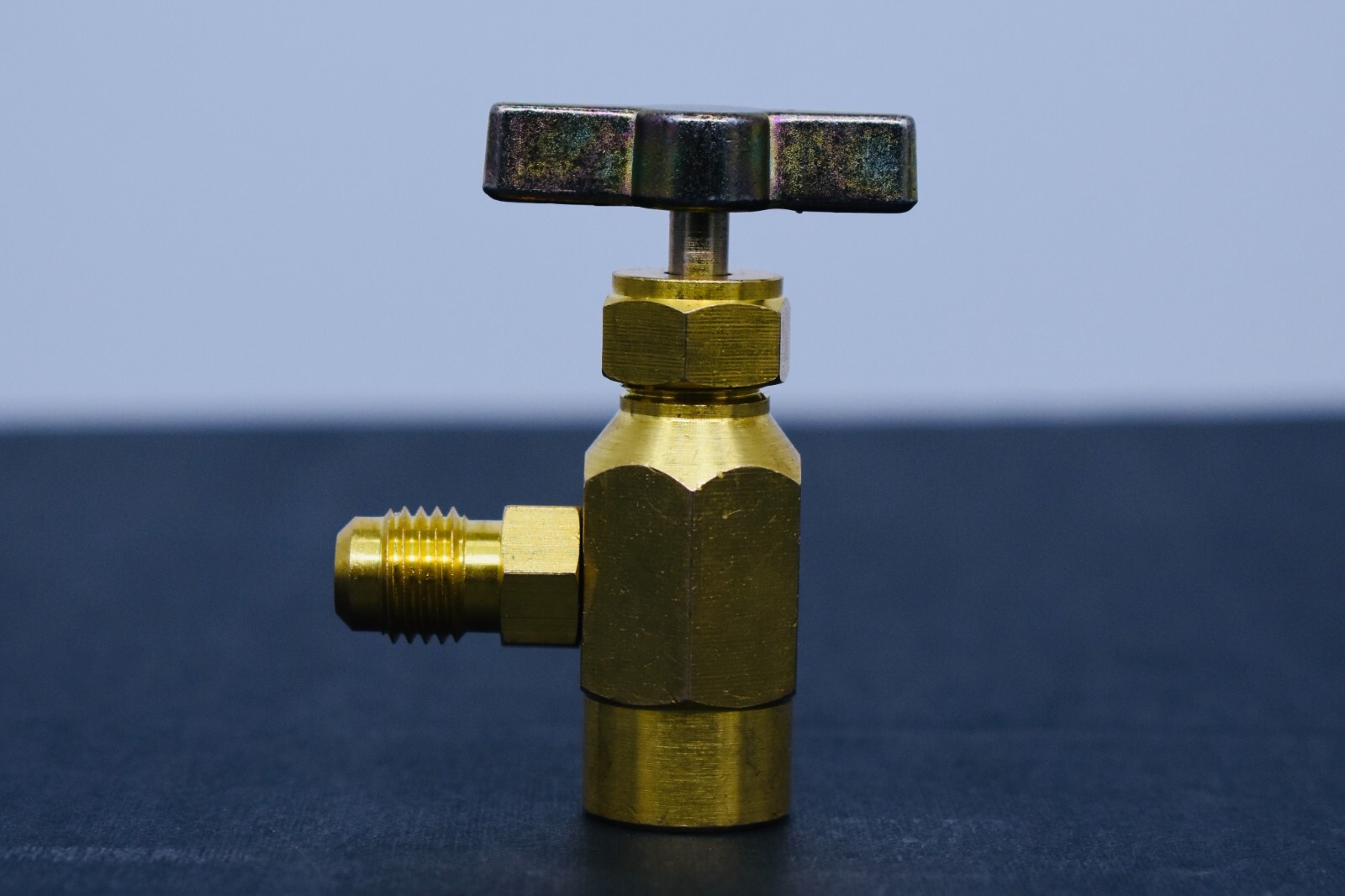 R290 Upright Charge, K-28 Valve, 8 cans with Top-Tap