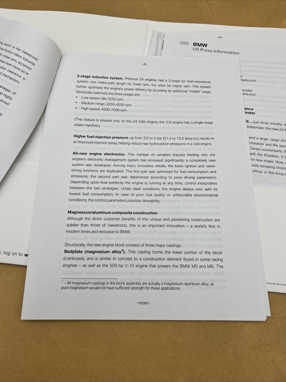 2006 BMW OF NORTH AMERICA PRESS KIT MEDIA INFORMATION WITH STORAGE FOLDER