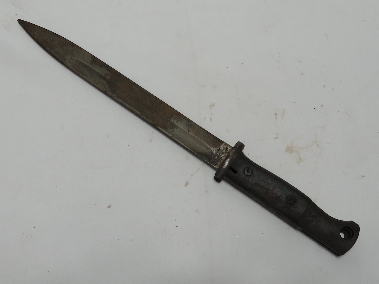 MILITARY  GERMAN MAUSER BAYONET P 5504 INSPECTORS MARK  WW ONE *