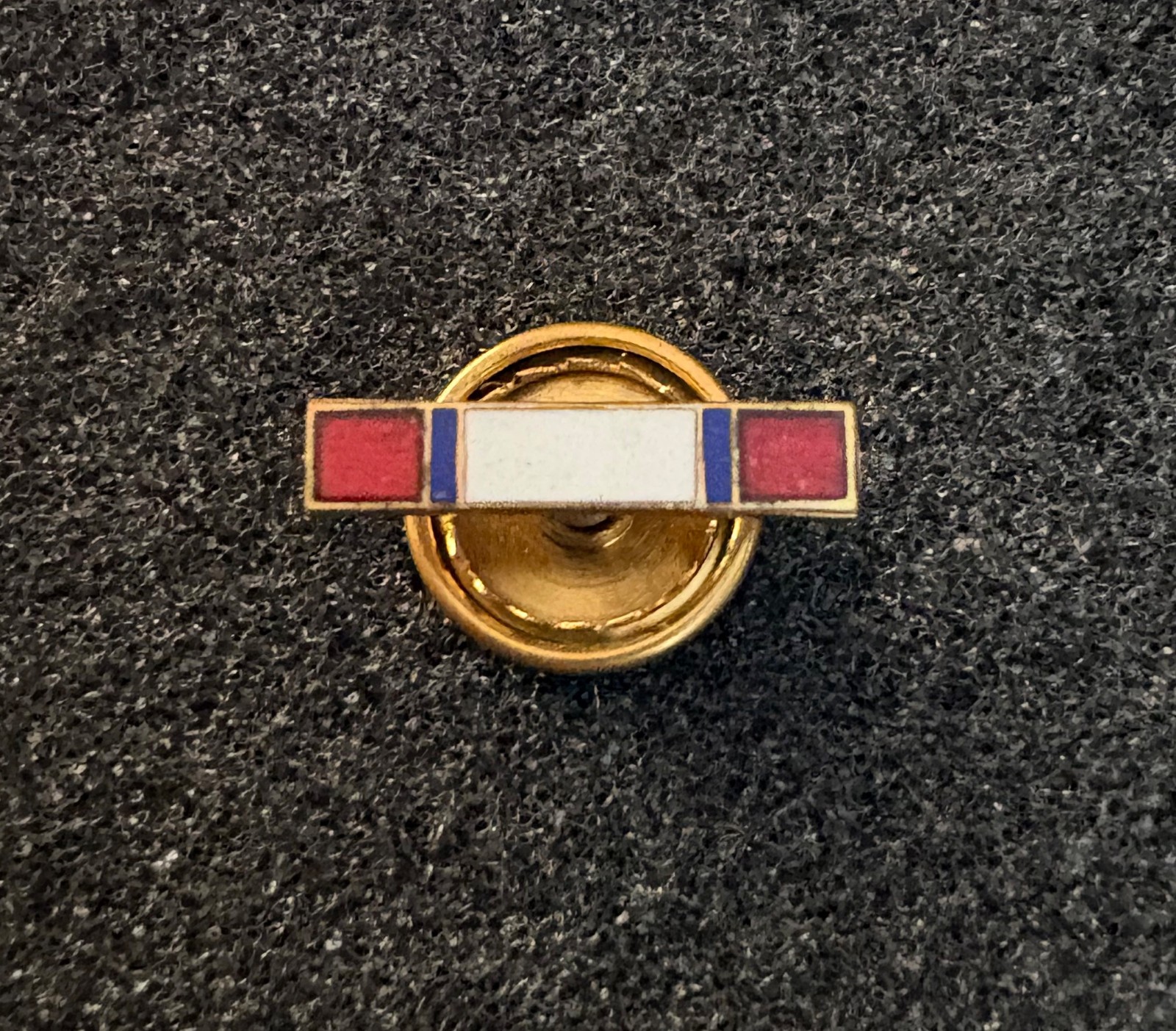 US Army Distinguished Service Medal BB&B Ribbon Bar Screw Back Enamel Lapel Pin