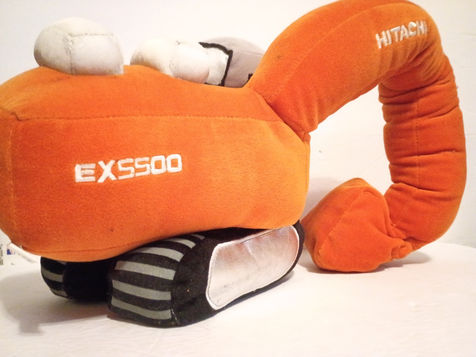 Hitachi Super EX5500 Excavator plush toy rare AME promotions promotional toy