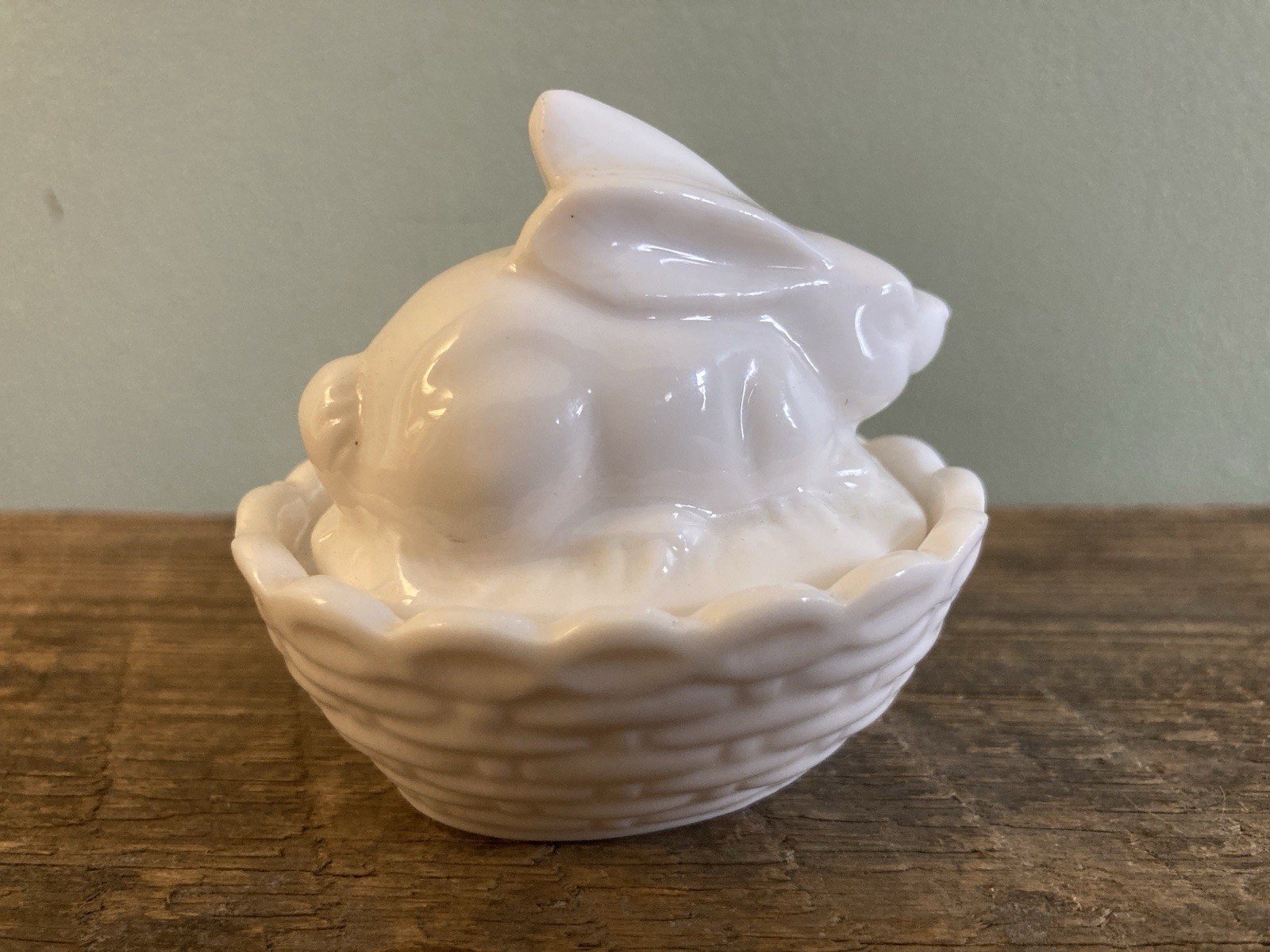 Vintage Ceramic Porcelain MINIATURE 2.5”  White Rabbit On Nest