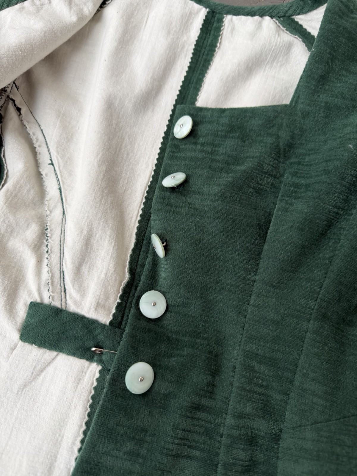 Victorian Christmas Costume 3-Piece Dickens Caroler Dress Bodice Skirt Set