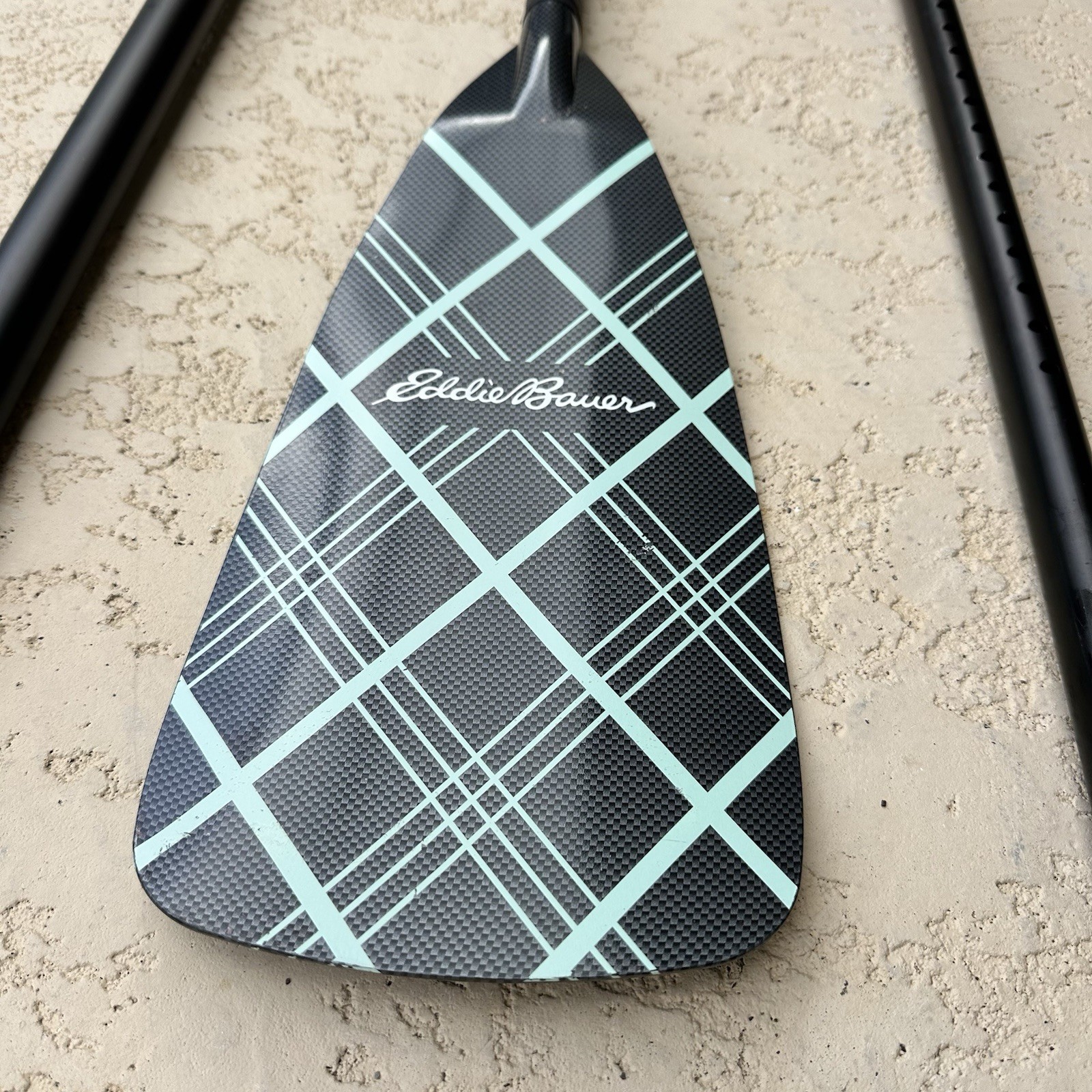 3-Piece Adjustable SUP Paddle –Lightweight Floating Aluminum Shaft (Eddie Bauer)