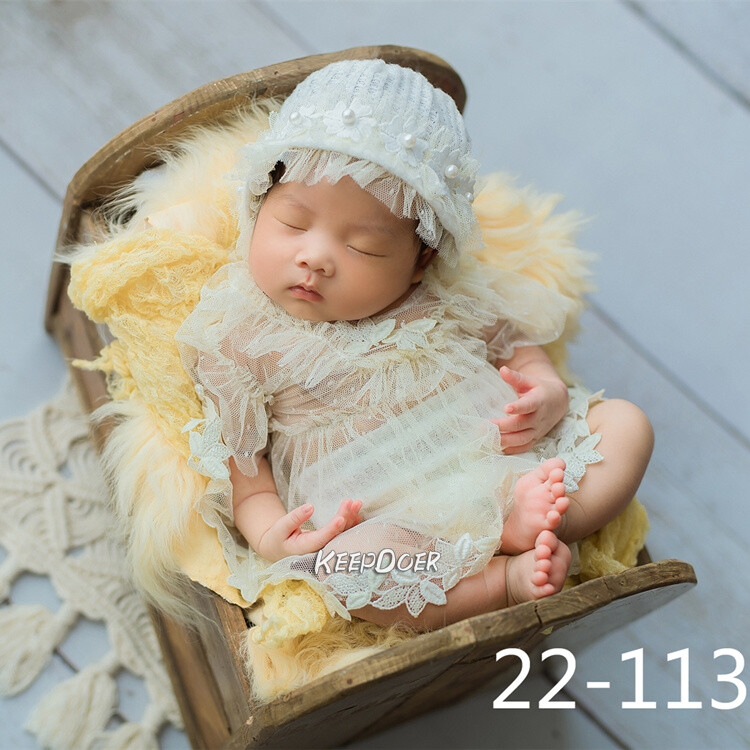 Newborn Studio Photo Shoot Photography Prop Baby Girl Lace Dress Pillow Hat Set